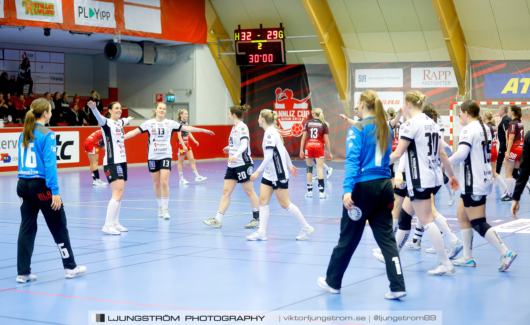 ATG Svenska Cupen Skövde HF-VästeråsIrsta HF 1/4 -final 2 32-29,dam,Skövde Idrottshall,Skövde,Sverige,Handboll,,2022,300451