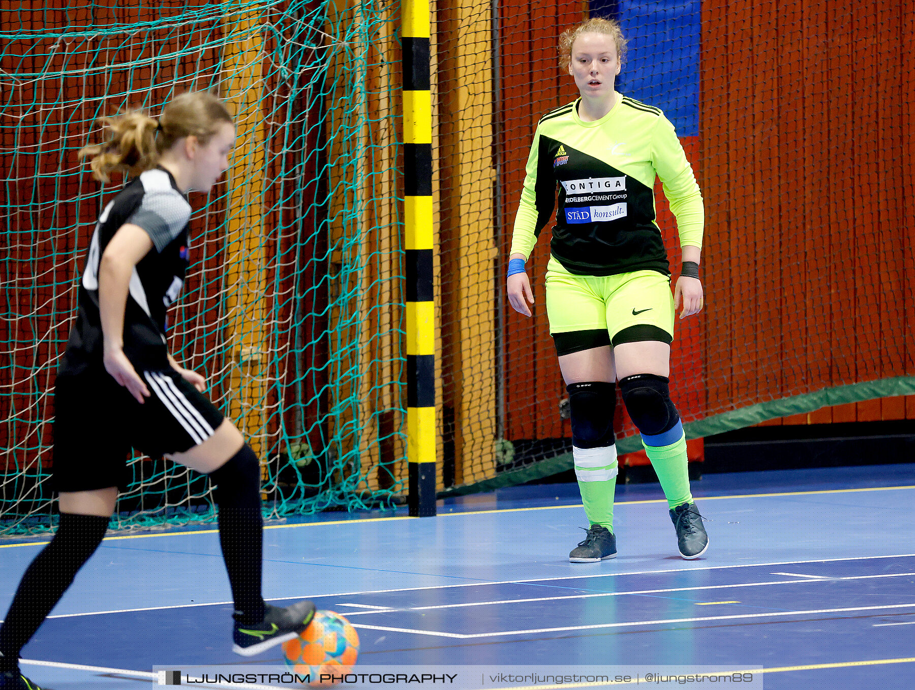 Dina-cupen 2023 1/4-final Skövde KIK-Våmbs IF 3-4,dam,Idrottshallen,Töreboda,Sverige,Futsal,,2023,300663