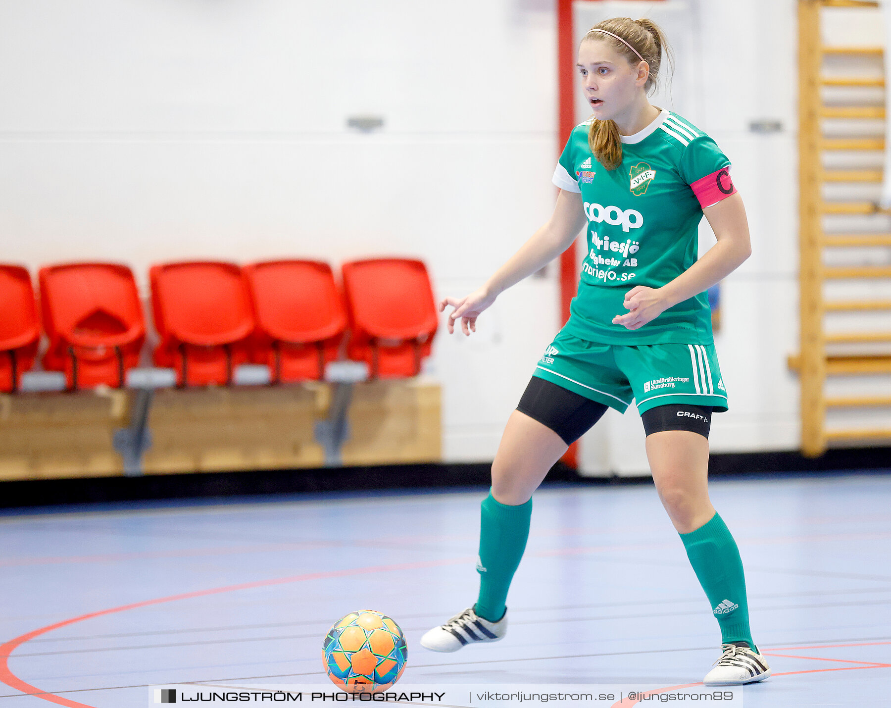 Dina-cupen 2023 1/4-final Skövde KIK-Våmbs IF 3-4,dam,Idrottshallen,Töreboda,Sverige,Futsal,,2023,300686