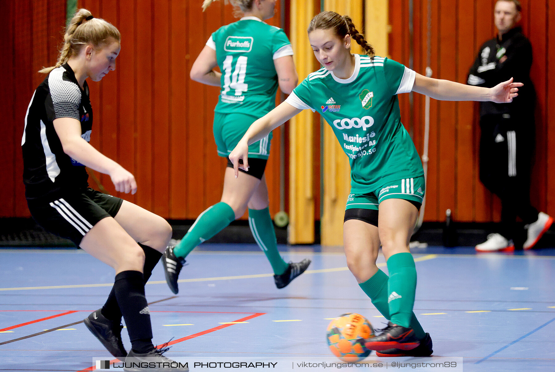 Dina-cupen 2023 1/4-final Skövde KIK-Våmbs IF 3-4,dam,Idrottshallen,Töreboda,Sverige,Futsal,,2023,300692