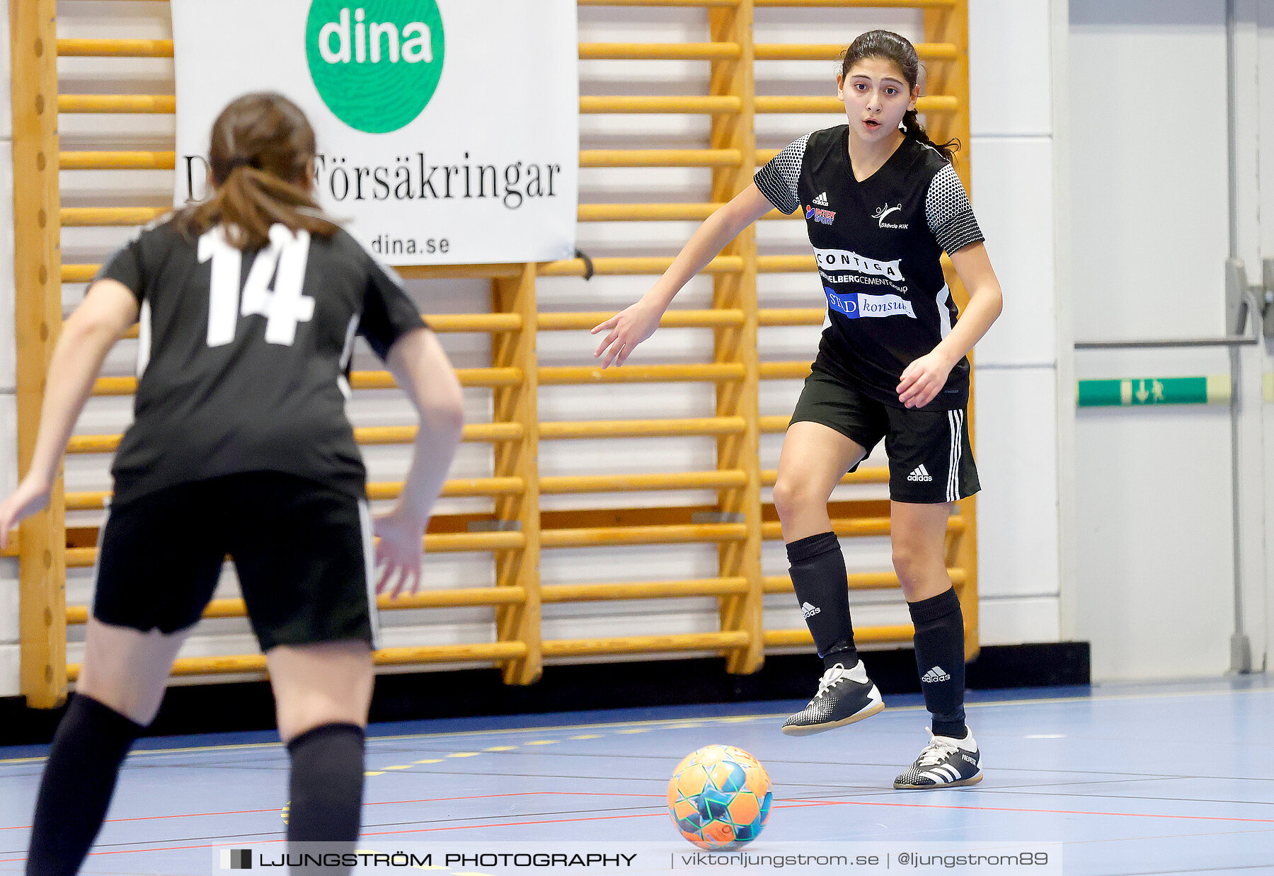 Dina-cupen 2023 1/4-final Skövde KIK-Våmbs IF 3-4,dam,Idrottshallen,Töreboda,Sverige,Futsal,,2023,300694