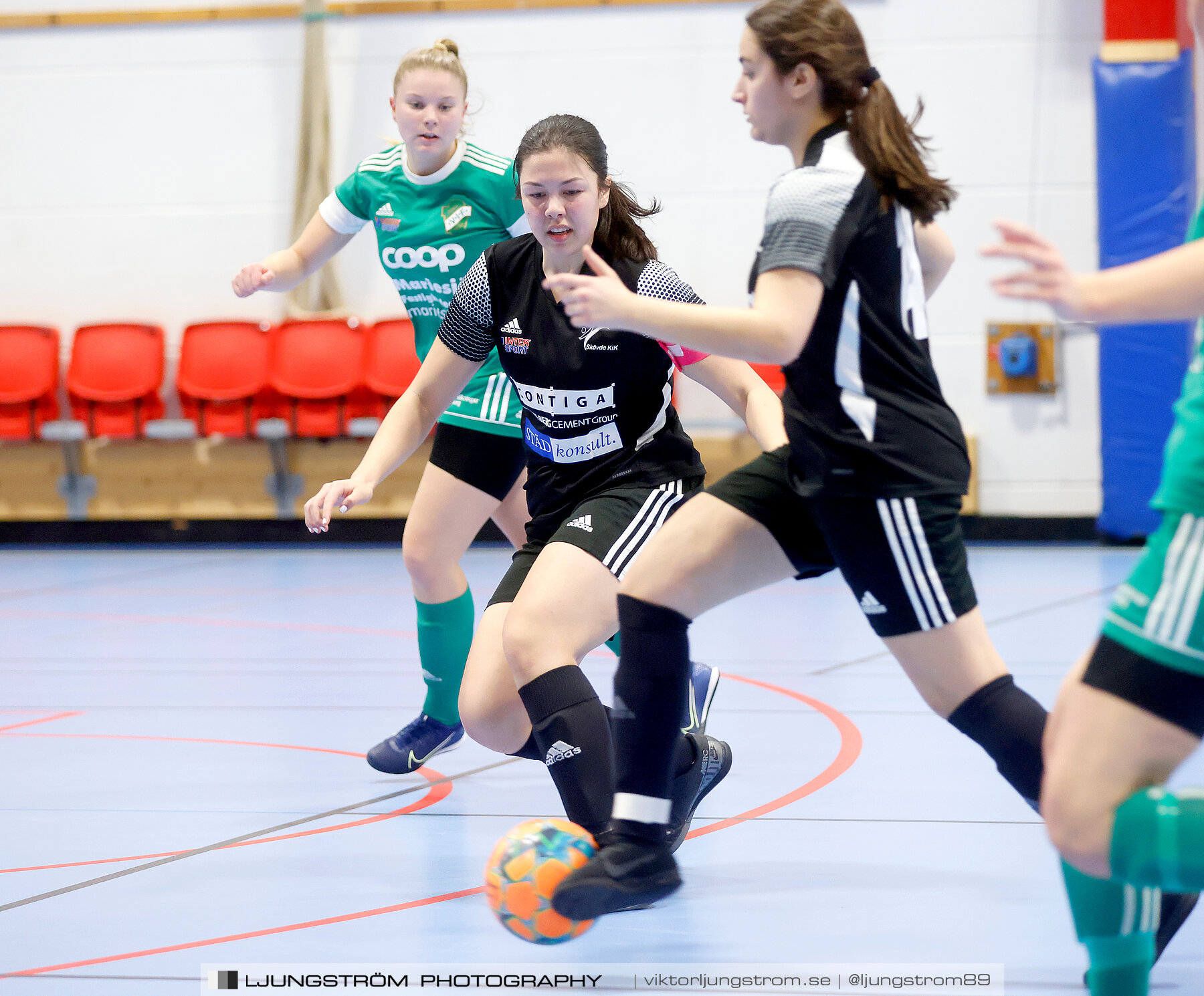 Dina-cupen 2023 1/4-final Skövde KIK-Våmbs IF 3-4,dam,Idrottshallen,Töreboda,Sverige,Futsal,,2023,300695