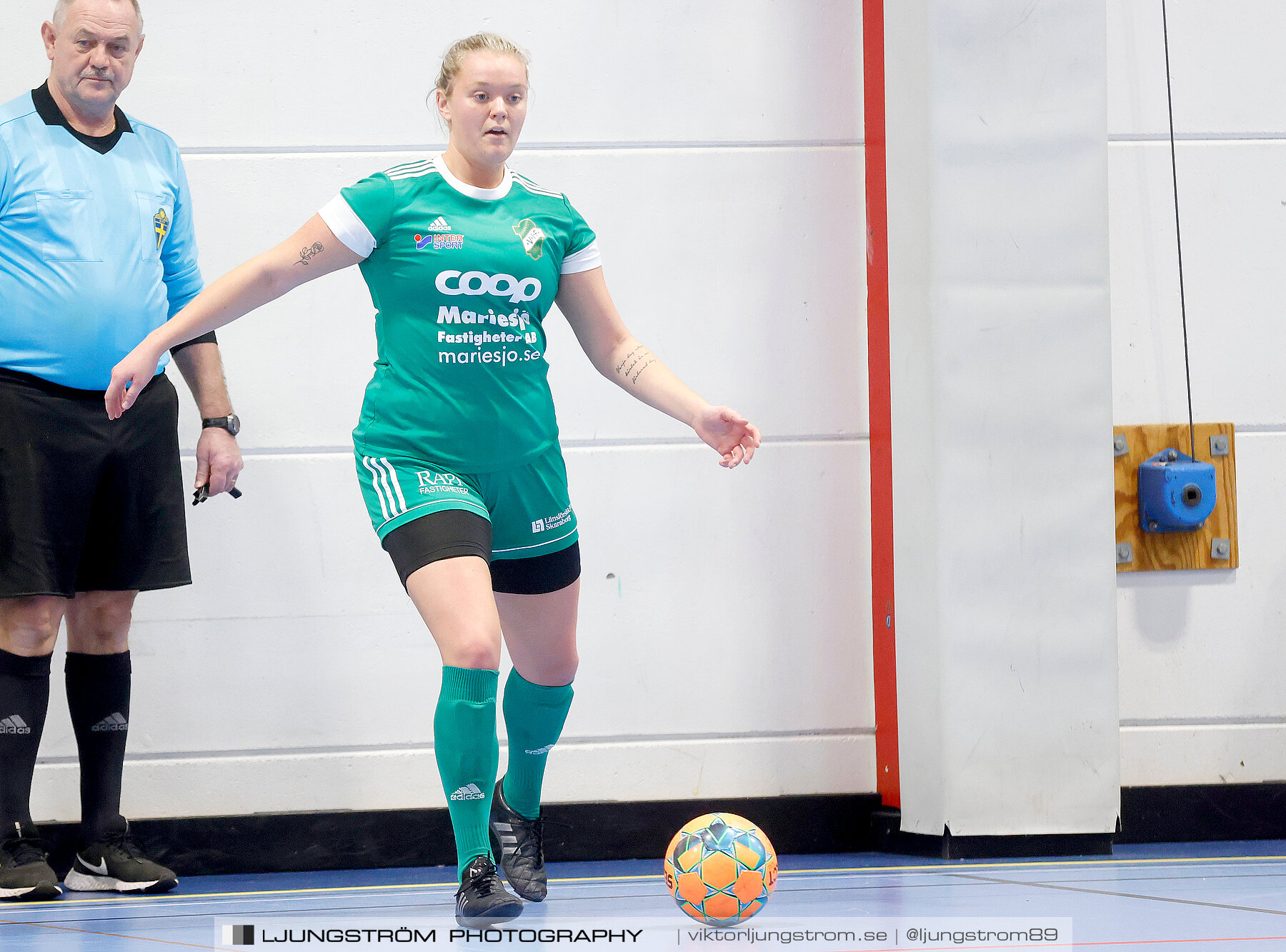 Dina-cupen 2023 1/4-final Skövde KIK-Våmbs IF 3-4,dam,Idrottshallen,Töreboda,Sverige,Futsal,,2023,300696