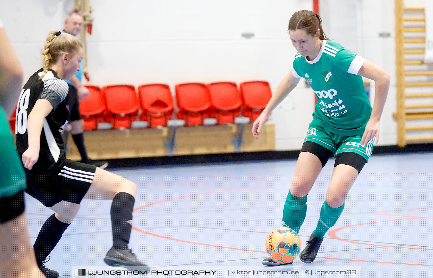 Dina-cupen 2023 1/4-final Skövde KIK-Våmbs IF 3-4,dam,Idrottshallen,Töreboda,Sverige,Futsal,,2023,300711