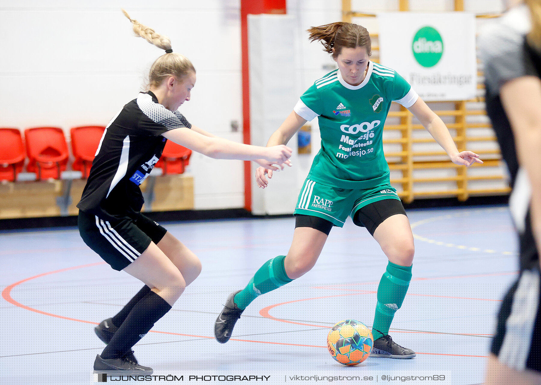 Dina-cupen 2023 1/4-final Skövde KIK-Våmbs IF 3-4,dam,Idrottshallen,Töreboda,Sverige,Futsal,,2023,300713