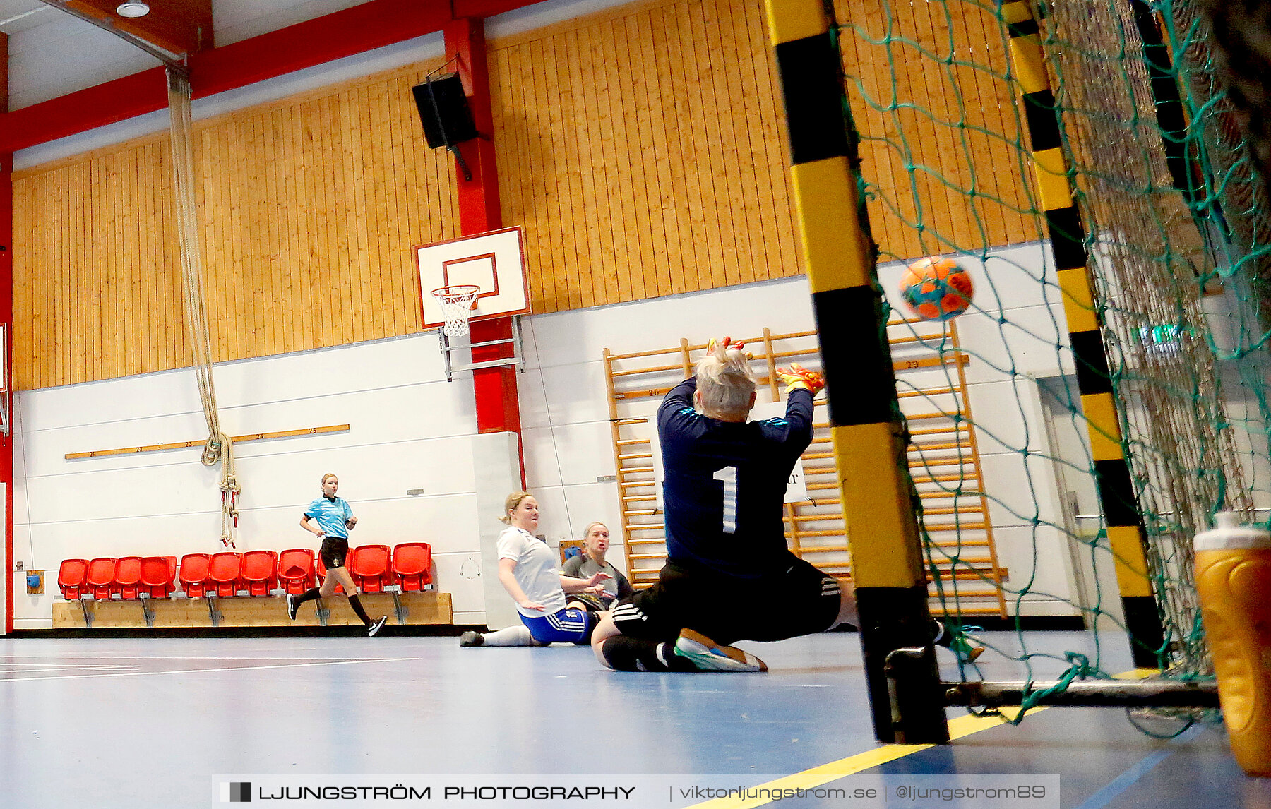 Dina-cupen 2023 1/4-final Falköpings FC-IFK Hjo 3-0,dam,Idrottshallen,Töreboda,Sverige,Futsal,,2023,300765