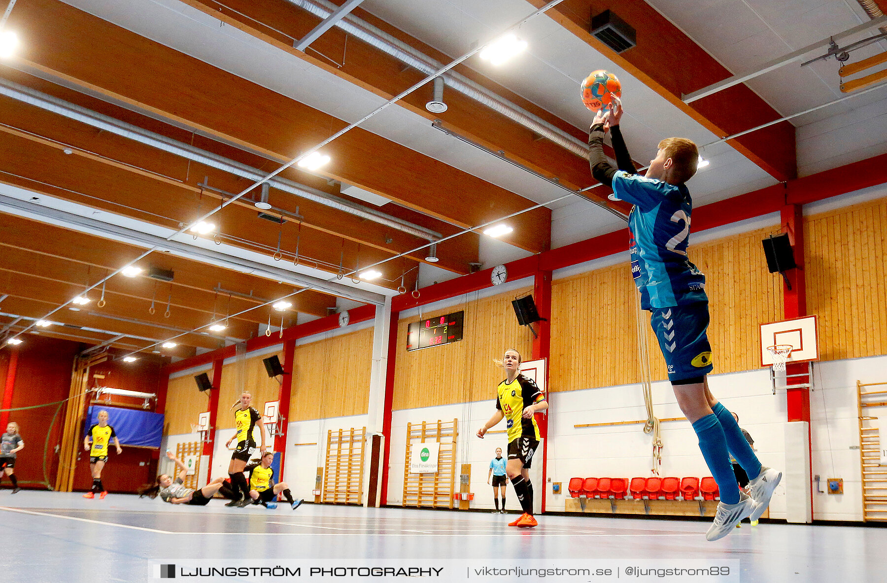 Dina-cupen 2023 1/2-final Falköpings FC-Skultorps IF 3-2,dam,Idrottshallen,Töreboda,Sverige,Futsal,,2023,300989