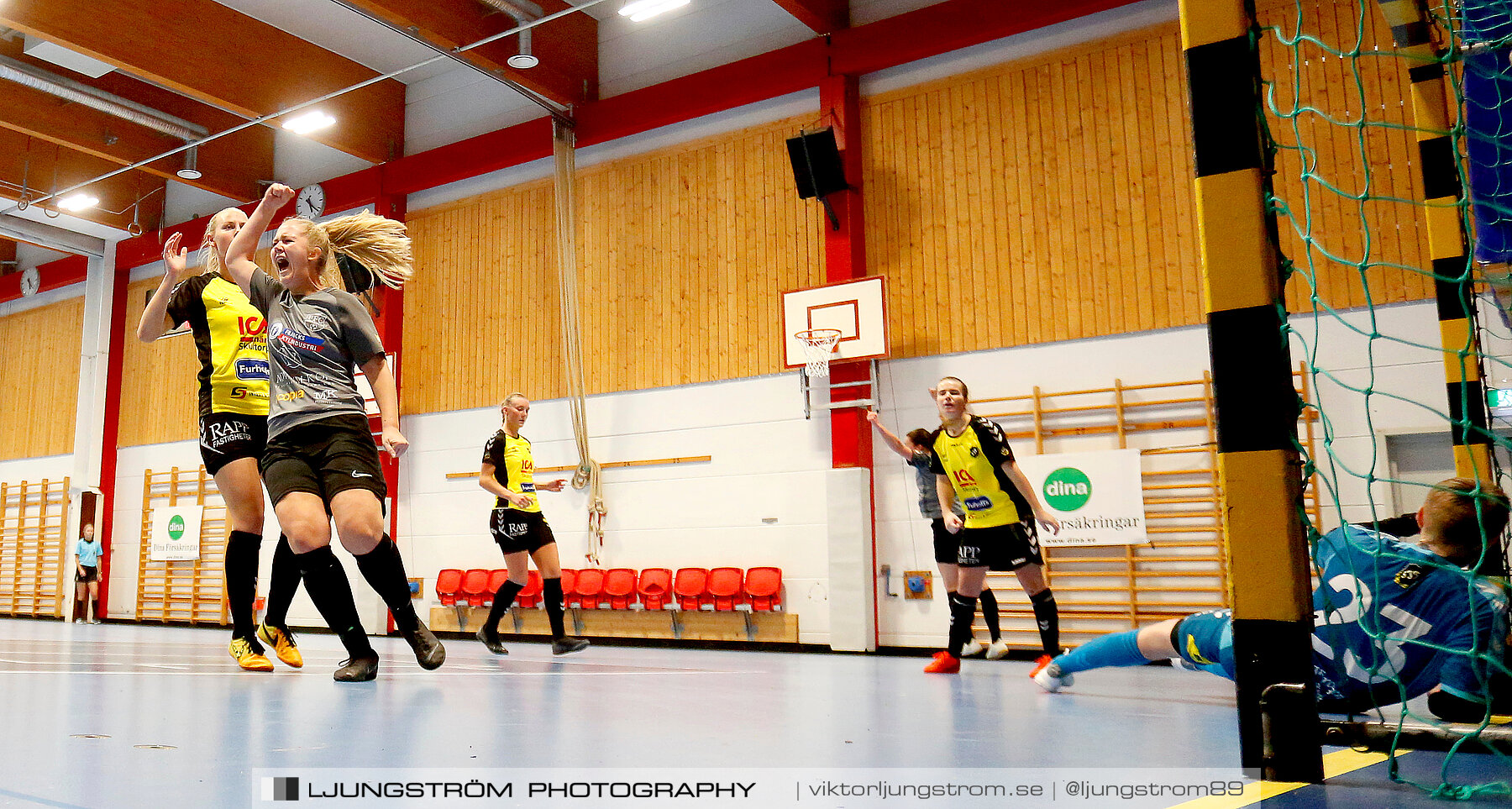 Dina-cupen 2023 1/2-final Falköpings FC-Skultorps IF 3-2,dam,Idrottshallen,Töreboda,Sverige,Futsal,,2023,300991