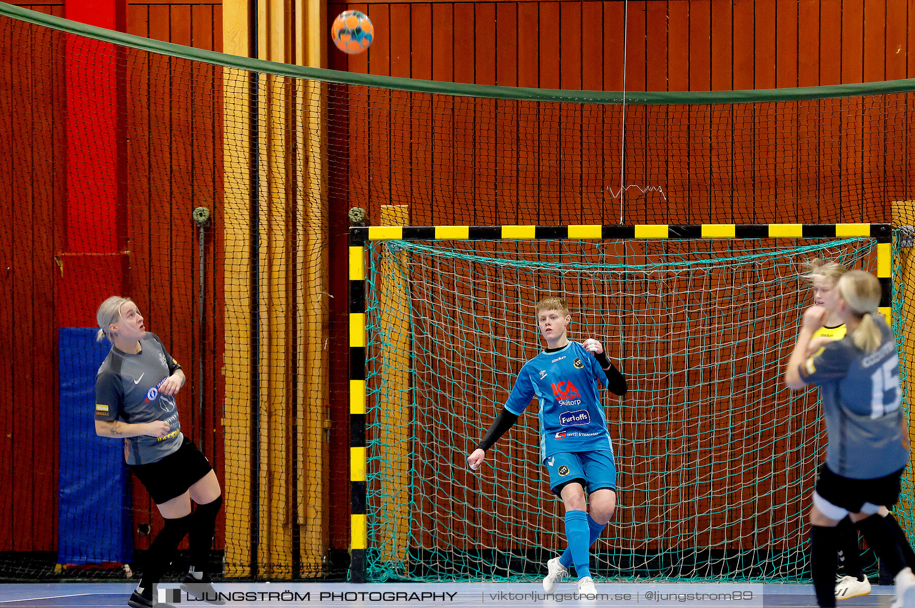 Dina-cupen 2023 1/2-final Falköpings FC-Skultorps IF 3-2,dam,Idrottshallen,Töreboda,Sverige,Futsal,,2023,301028