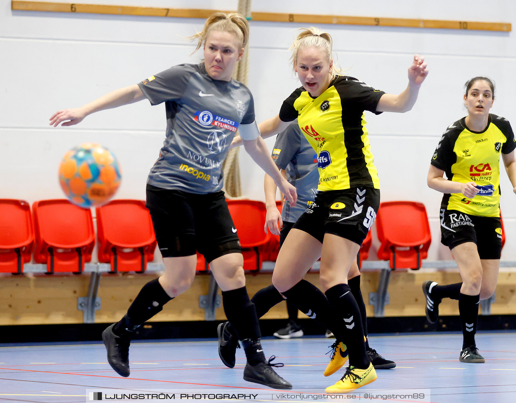 Dina-cupen 2023 1/2-final Falköpings FC-Skultorps IF 3-2,dam,Idrottshallen,Töreboda,Sverige,Futsal,,2023,301038