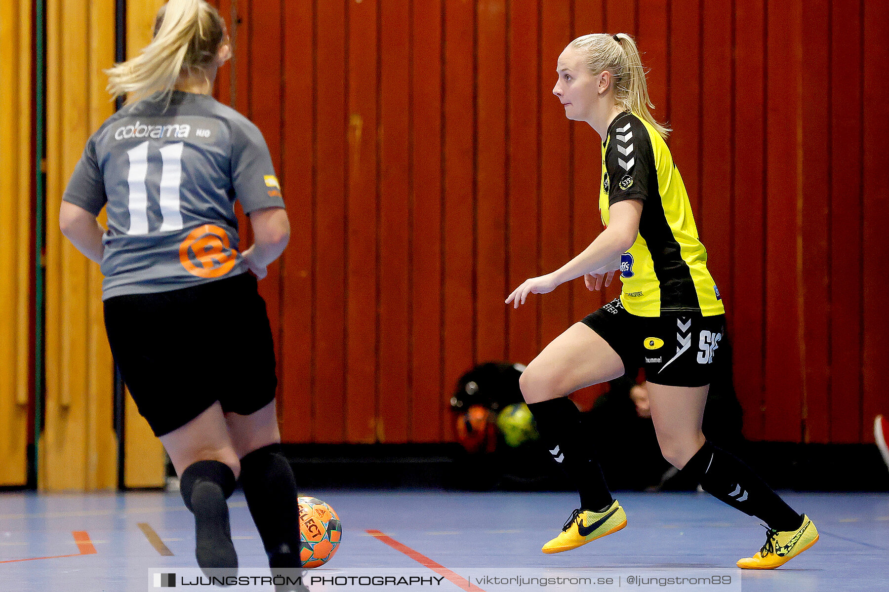 Dina-cupen 2023 1/2-final Falköpings FC-Skultorps IF 3-2,dam,Idrottshallen,Töreboda,Sverige,Futsal,,2023,301071