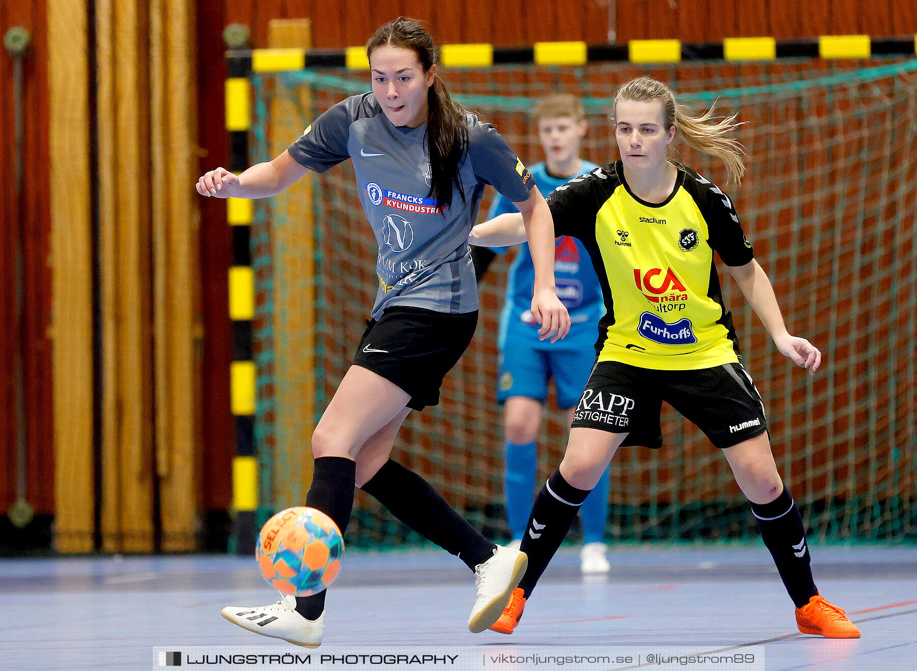 Dina-cupen 2023 1/2-final Falköpings FC-Skultorps IF 3-2,dam,Idrottshallen,Töreboda,Sverige,Futsal,,2023,301079