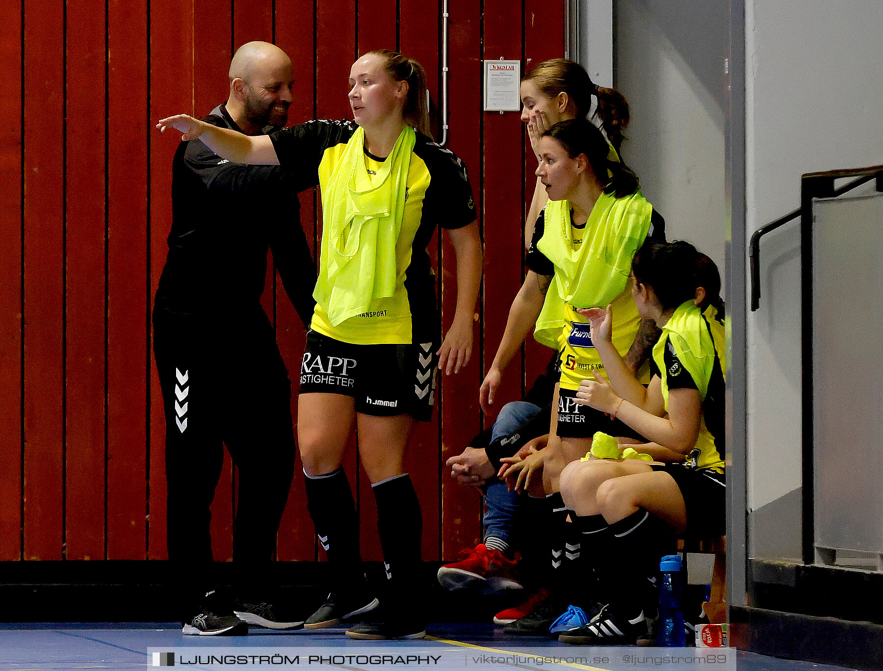 Dina-cupen 2023 1/2-final Falköpings FC-Skultorps IF 3-2,dam,Idrottshallen,Töreboda,Sverige,Futsal,,2023,301087