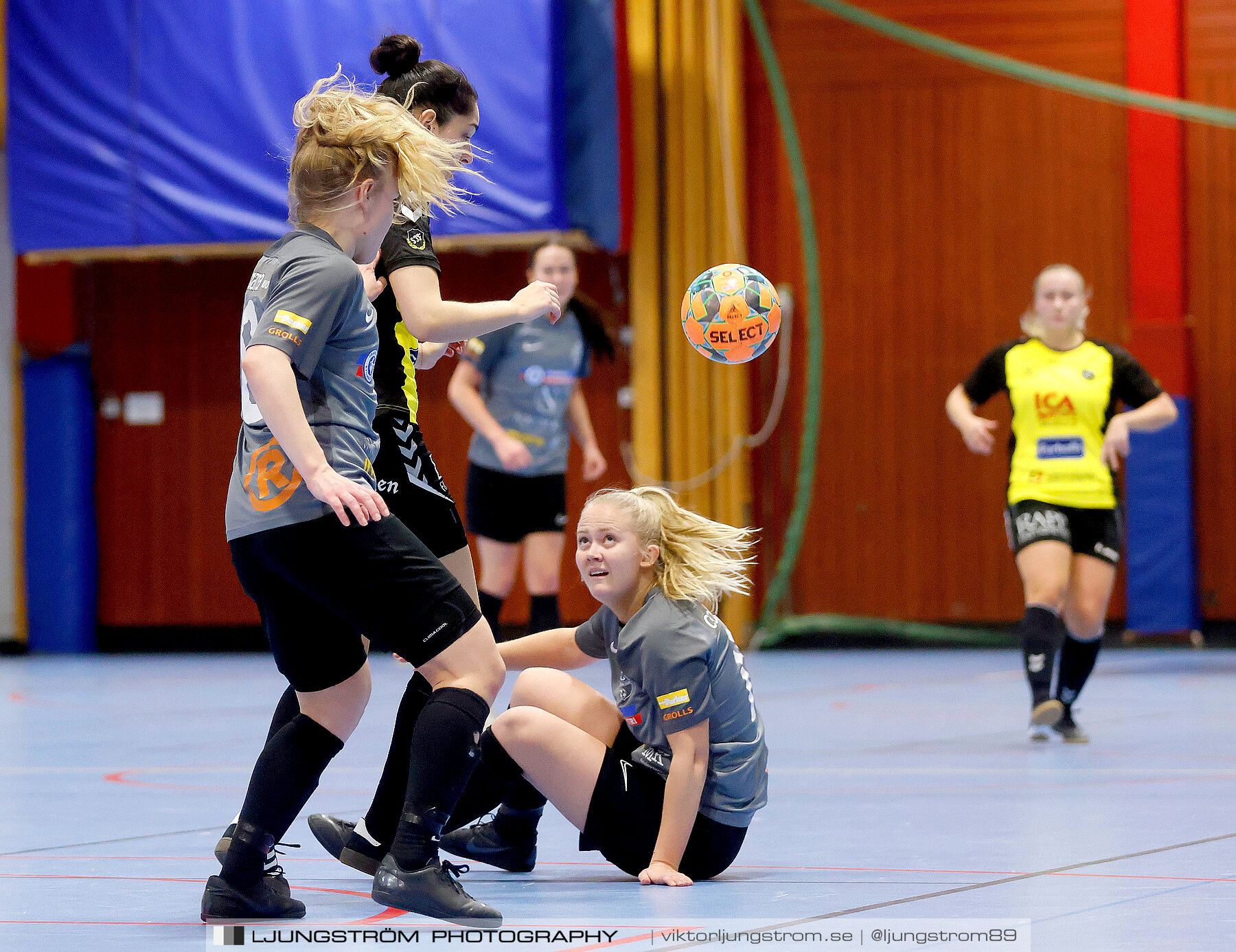 Dina-cupen 2023 1/2-final Falköpings FC-Skultorps IF 3-2,dam,Idrottshallen,Töreboda,Sverige,Futsal,,2023,301093