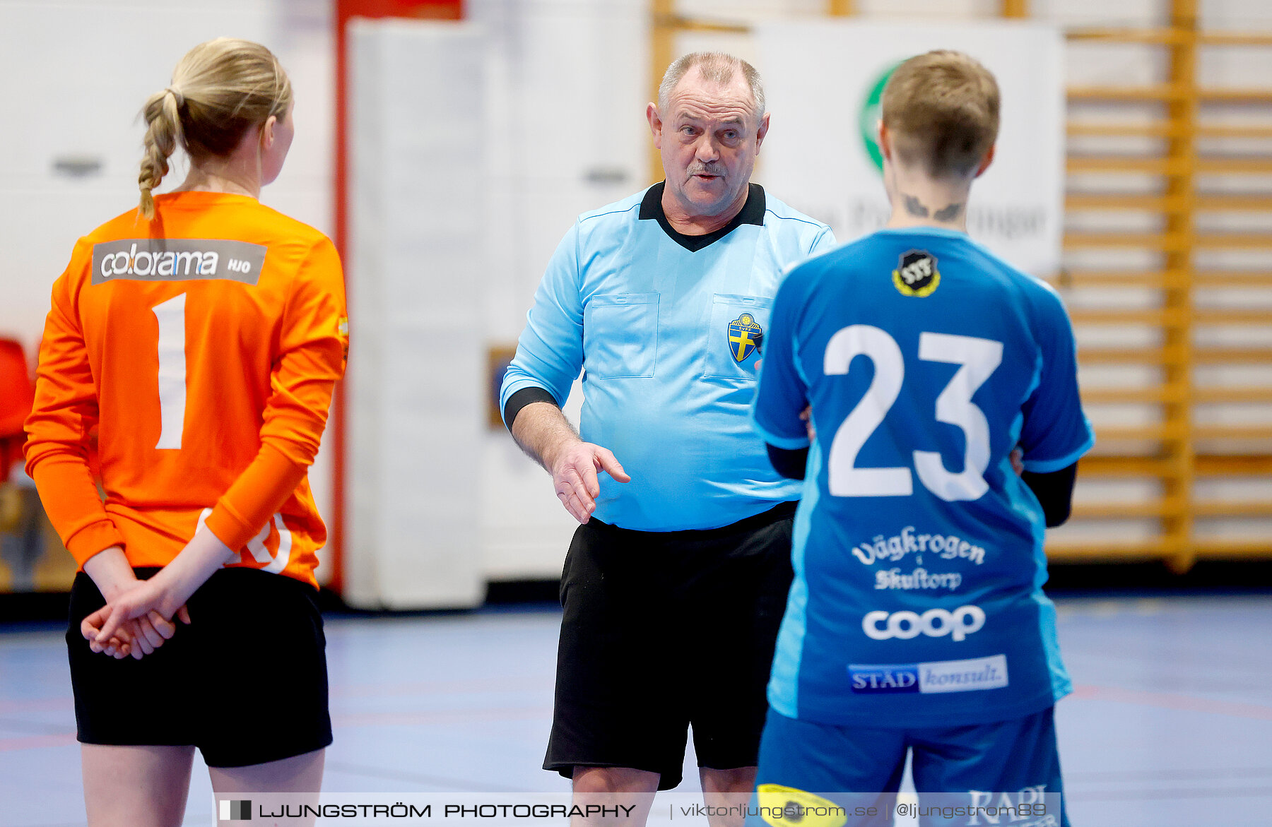 Dina-cupen 2023 1/2-final Falköpings FC-Skultorps IF 3-2,dam,Idrottshallen,Töreboda,Sverige,Futsal,,2023,301102