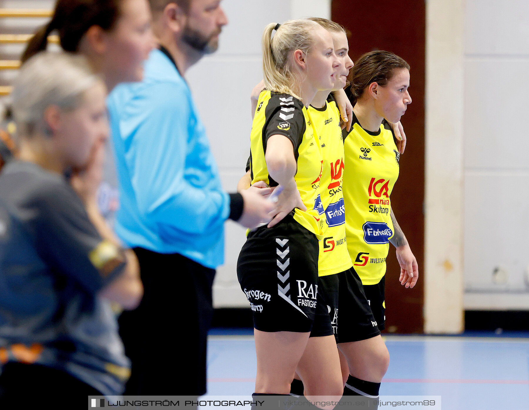 Dina-cupen 2023 1/2-final Falköpings FC-Skultorps IF 3-2,dam,Idrottshallen,Töreboda,Sverige,Futsal,,2023,301118