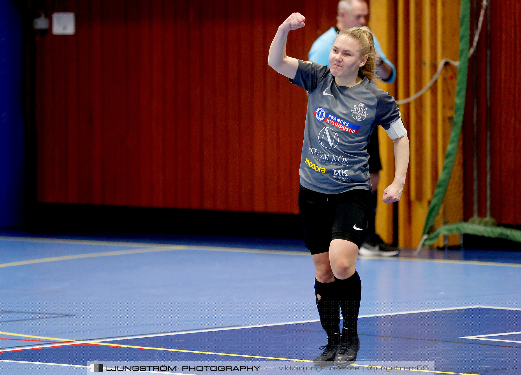 Dina-cupen 2023 1/2-final Falköpings FC-Skultorps IF 3-2,dam,Idrottshallen,Töreboda,Sverige,Futsal,,2023,301119