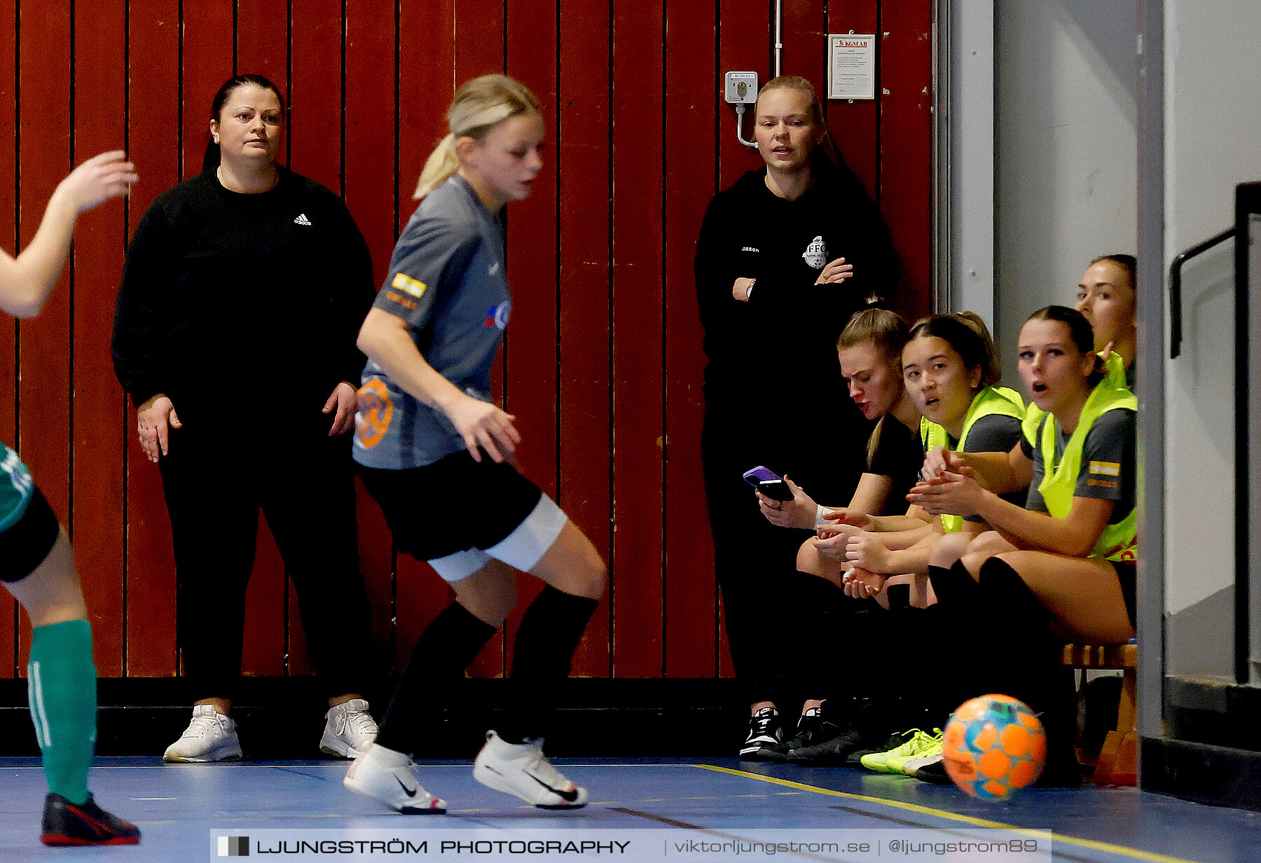 Dina-cupen 2023 FINAL Våmbs IF-Falköpings FC 1-2,dam,Idrottshallen,Töreboda,Sverige,Futsal,,2023,301184