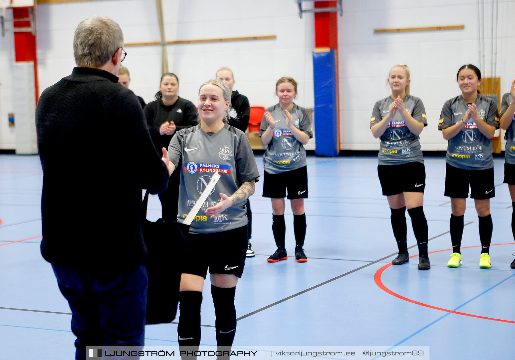 Dina-cupen 2023 FINAL Våmbs IF-Falköpings FC 1-2,dam,Idrottshallen,Töreboda,Sverige,Futsal,,2023,301285