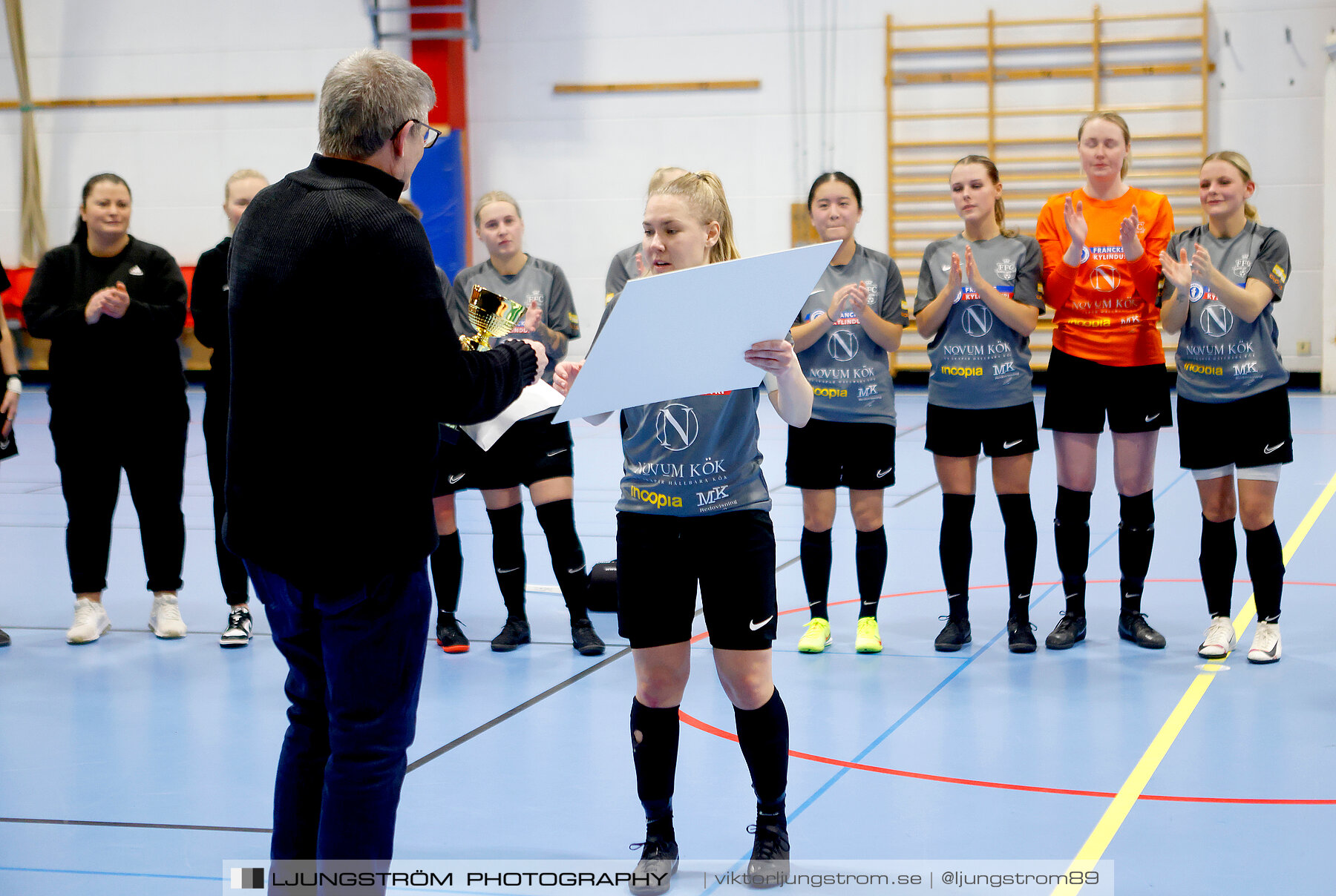 Dina-cupen 2023 FINAL Våmbs IF-Falköpings FC 1-2,dam,Idrottshallen,Töreboda,Sverige,Futsal,,2023,301290