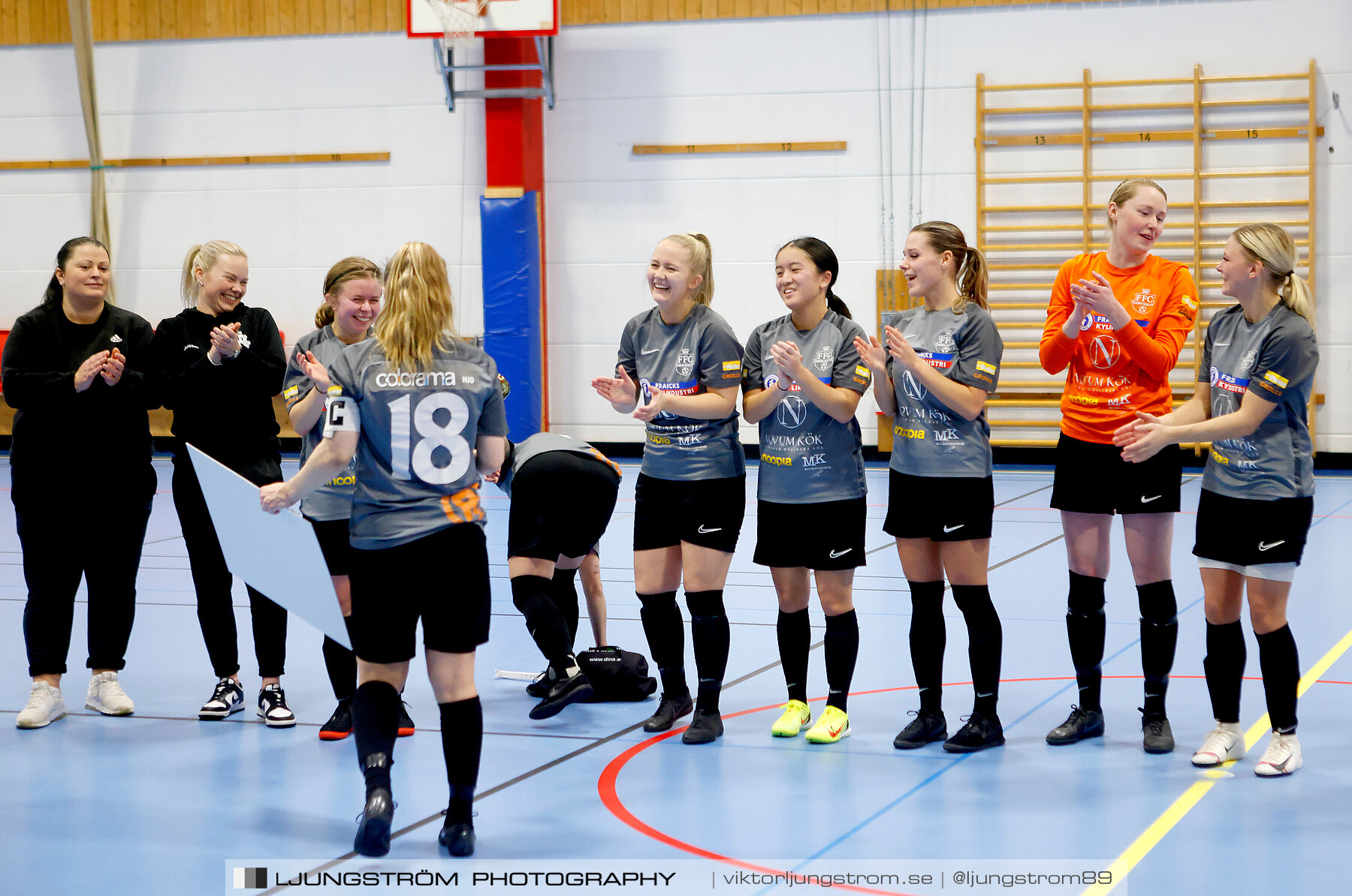 Dina-cupen 2023 FINAL Våmbs IF-Falköpings FC 1-2,dam,Idrottshallen,Töreboda,Sverige,Futsal,,2023,301295