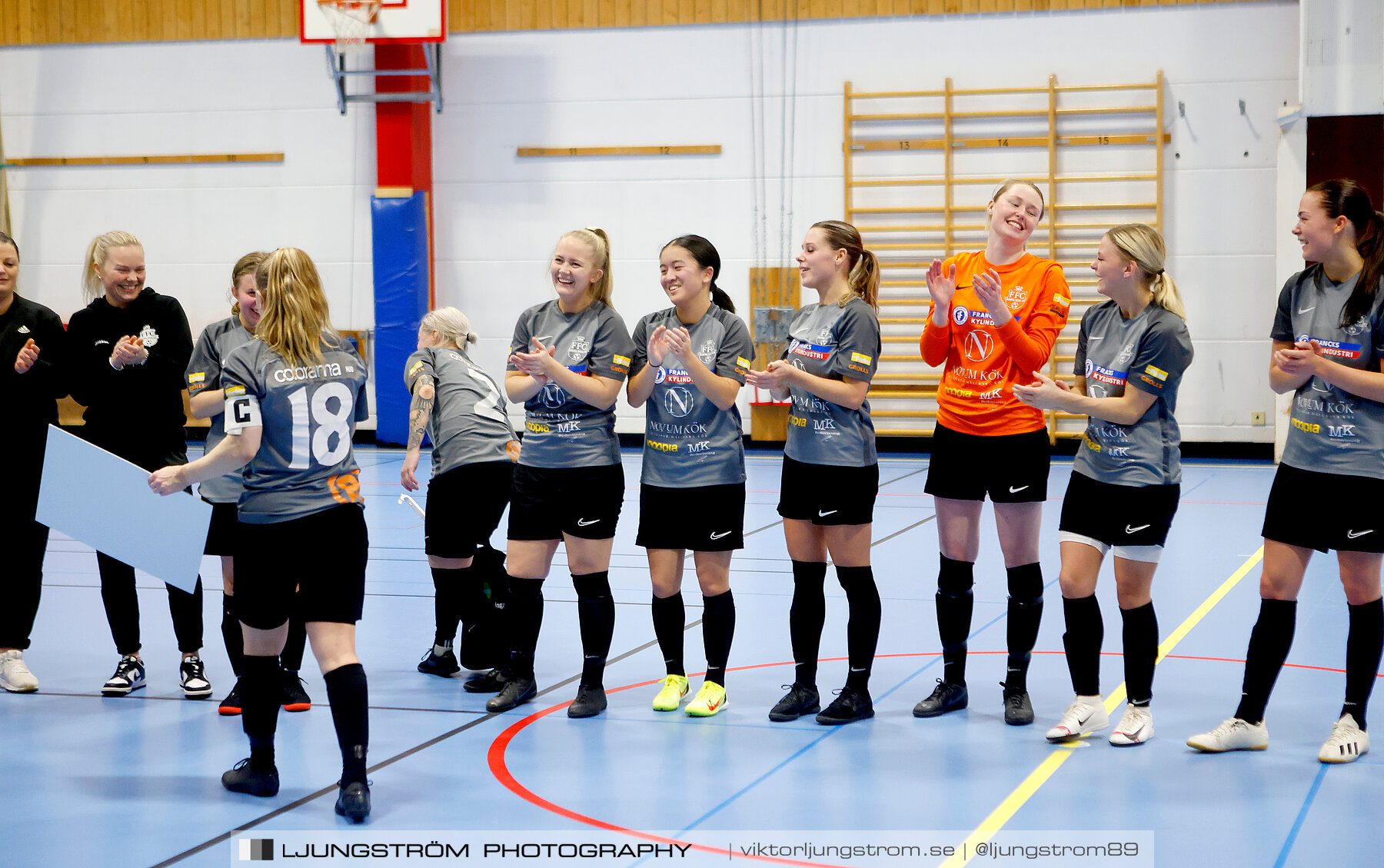 Dina-cupen 2023 FINAL Våmbs IF-Falköpings FC 1-2,dam,Idrottshallen,Töreboda,Sverige,Futsal,,2023,301296