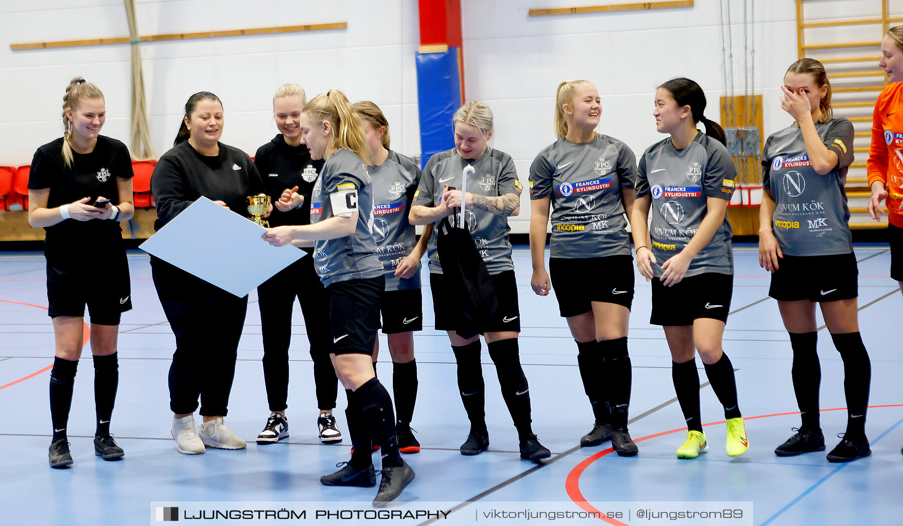 Dina-cupen 2023 FINAL Våmbs IF-Falköpings FC 1-2,dam,Idrottshallen,Töreboda,Sverige,Futsal,,2023,301297