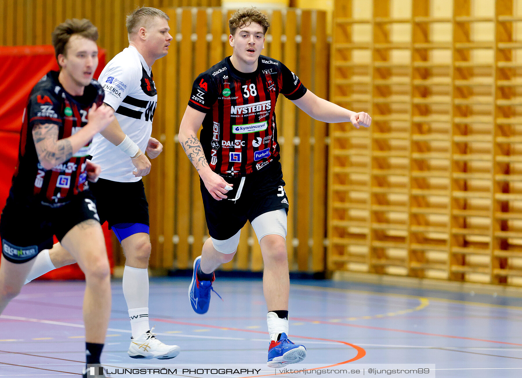 HK Country-HP Warta 25-22,herr,Arena Skövde,Skövde,Sverige,Handboll,,2023,304586