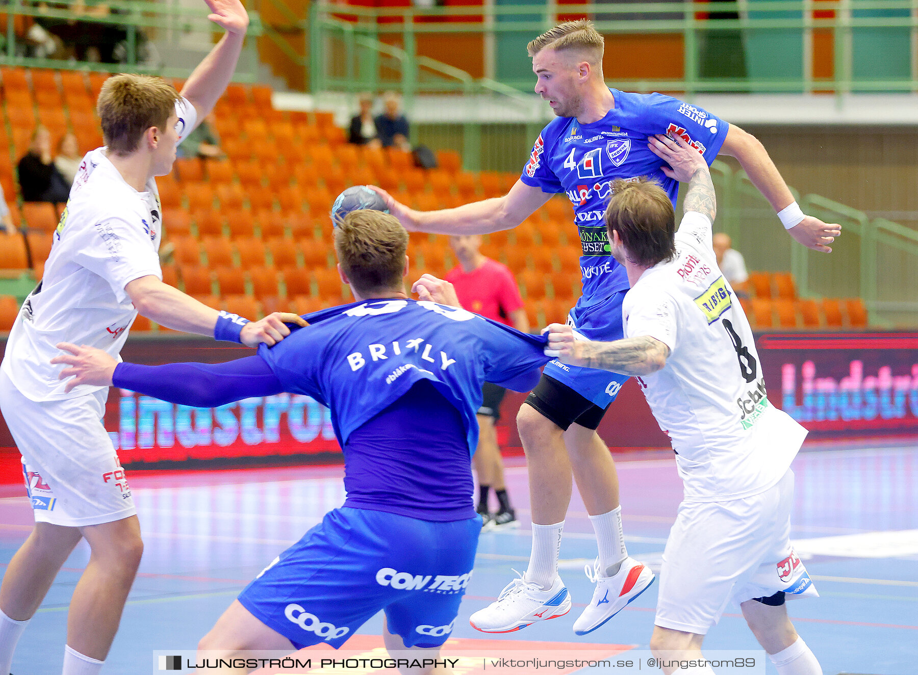 ATG Svenska Cupen IFK Skövde HK-Redbergslids IK 33-28,herr,Arena Skövde,Skövde,Sverige,Handboll,,2021,305140