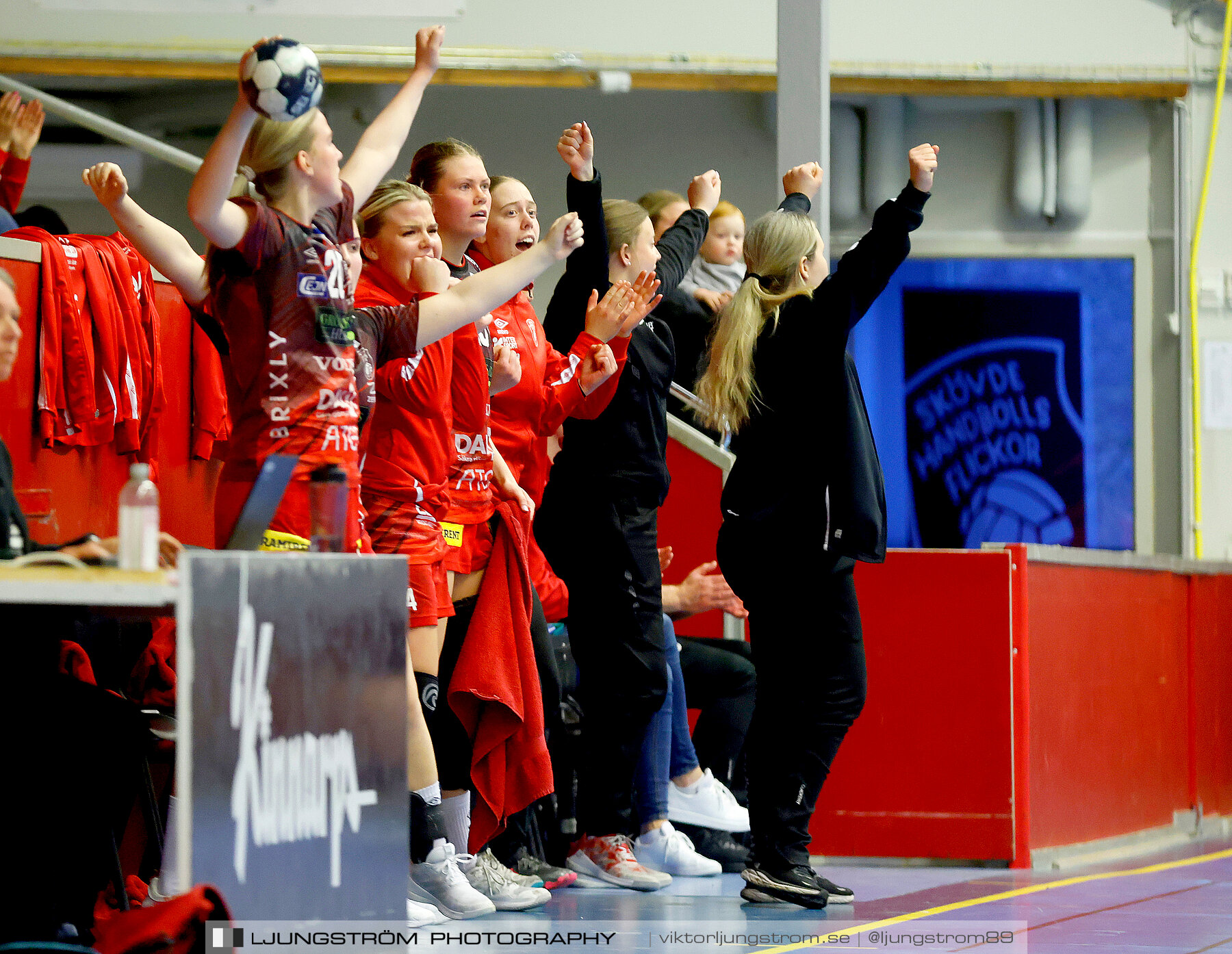 Somby/Skövde-Skara HF U 28-27,dam,Skövde Idrottshall,Skövde,Sverige,Handboll,,2023,305180