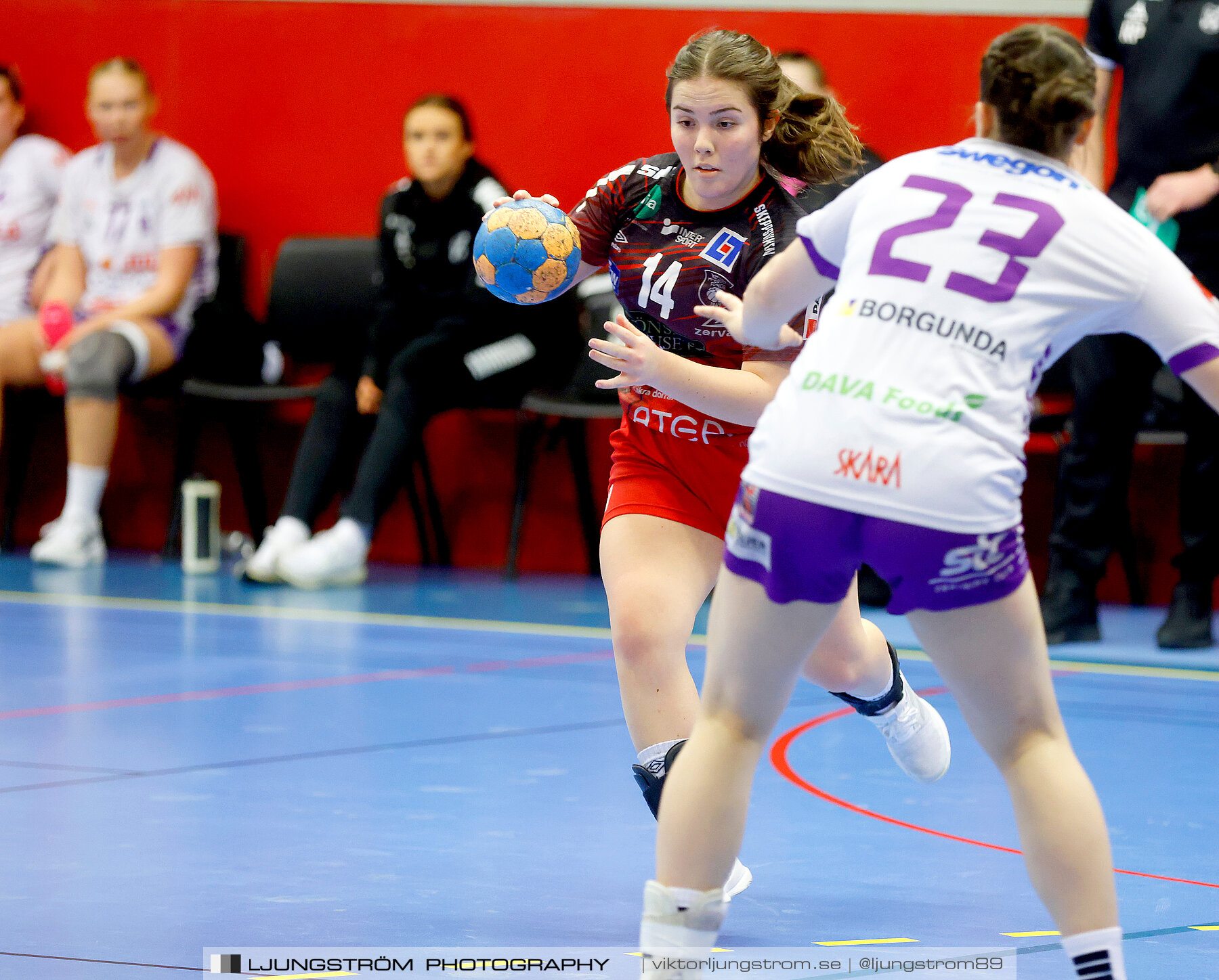 Somby/Skövde-Skara HF U 28-27,dam,Skövde Idrottshall,Skövde,Sverige,Handboll,,2023,305225