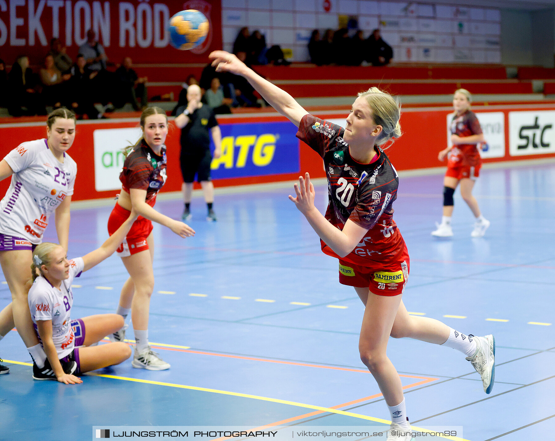 Somby/Skövde-Skara HF U 28-27,dam,Skövde Idrottshall,Skövde,Sverige,Handboll,,2023,305243