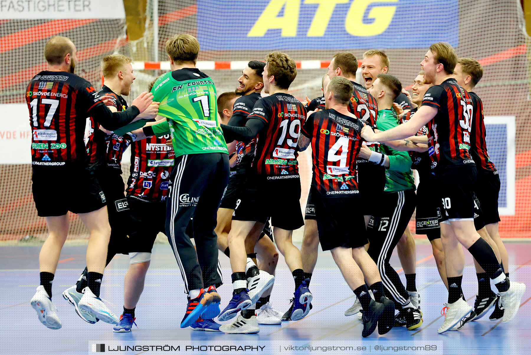 HK Country-HK Skövde 29-22,herr,Skövde Idrottshall,Skövde,Sverige,Handboll,,2023,305999