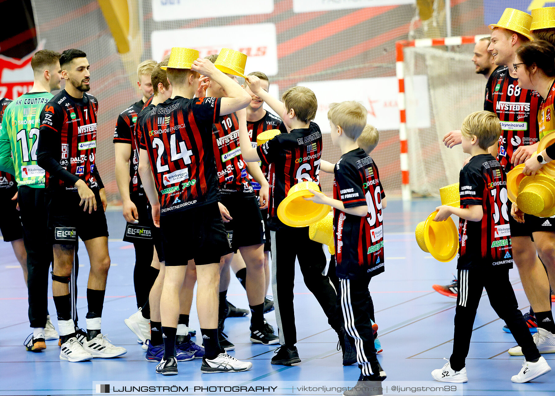 HK Country-HK Skövde 29-22,herr,Skövde Idrottshall,Skövde,Sverige,Handboll,,2023,306027