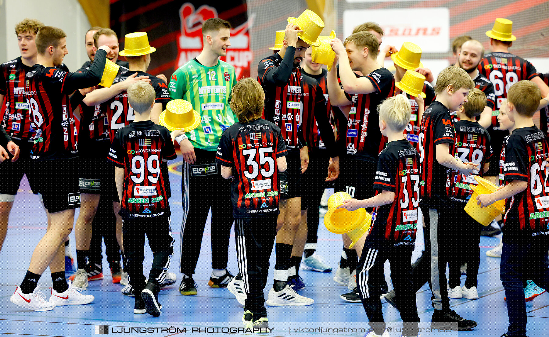 HK Country-HK Skövde 29-22,herr,Skövde Idrottshall,Skövde,Sverige,Handboll,,2023,306030