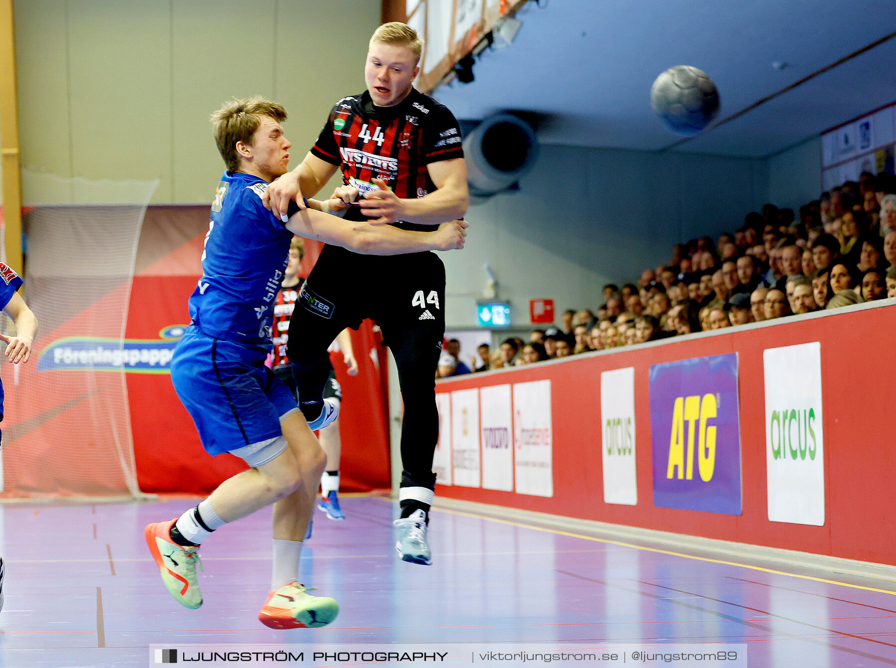 HK Country-HK Skövde 29-22,herr,Skövde Idrottshall,Skövde,Sverige,Handboll,,2023,306225