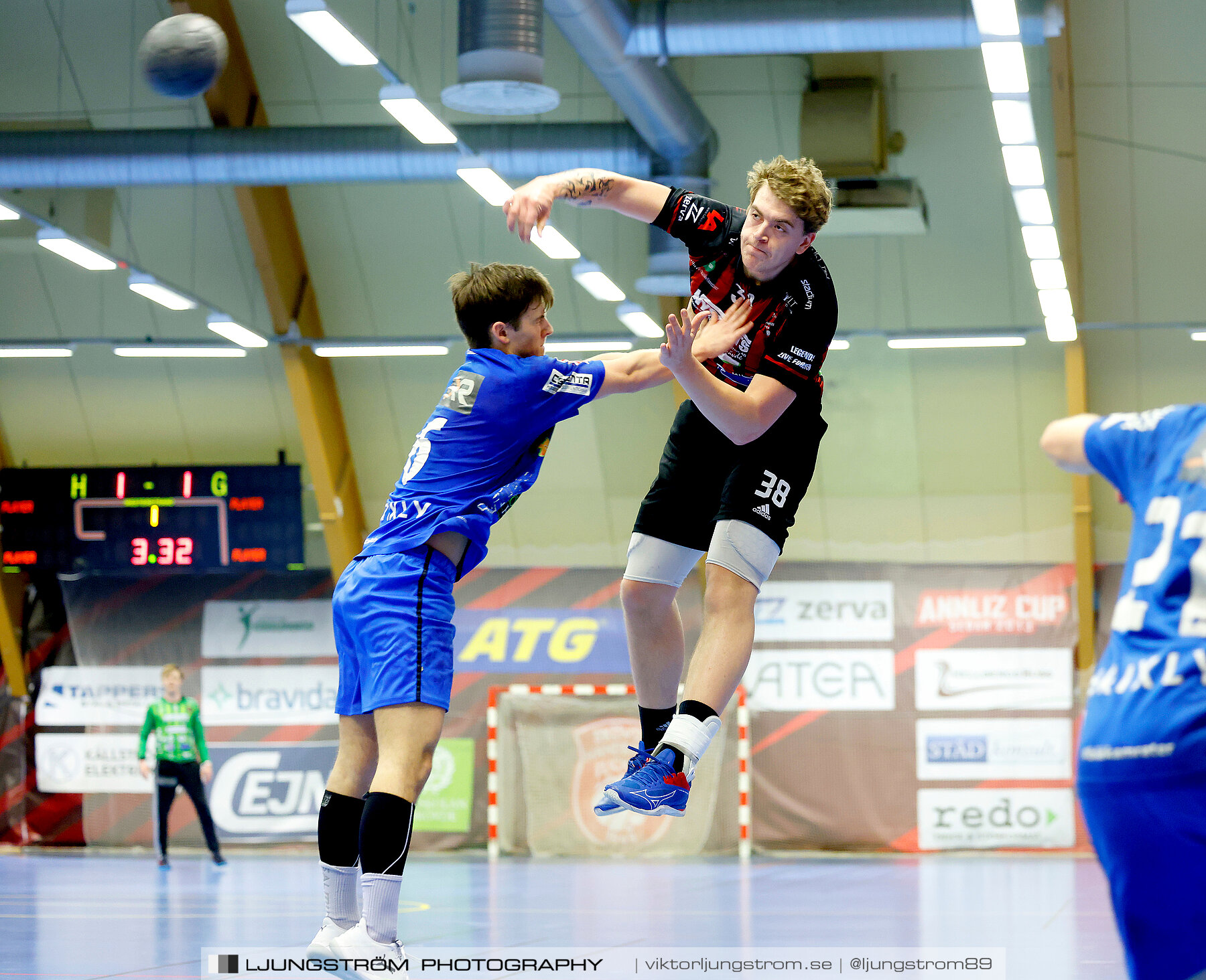 HK Country-HK Skövde 29-22,herr,Skövde Idrottshall,Skövde,Sverige,Handboll,,2023,306250