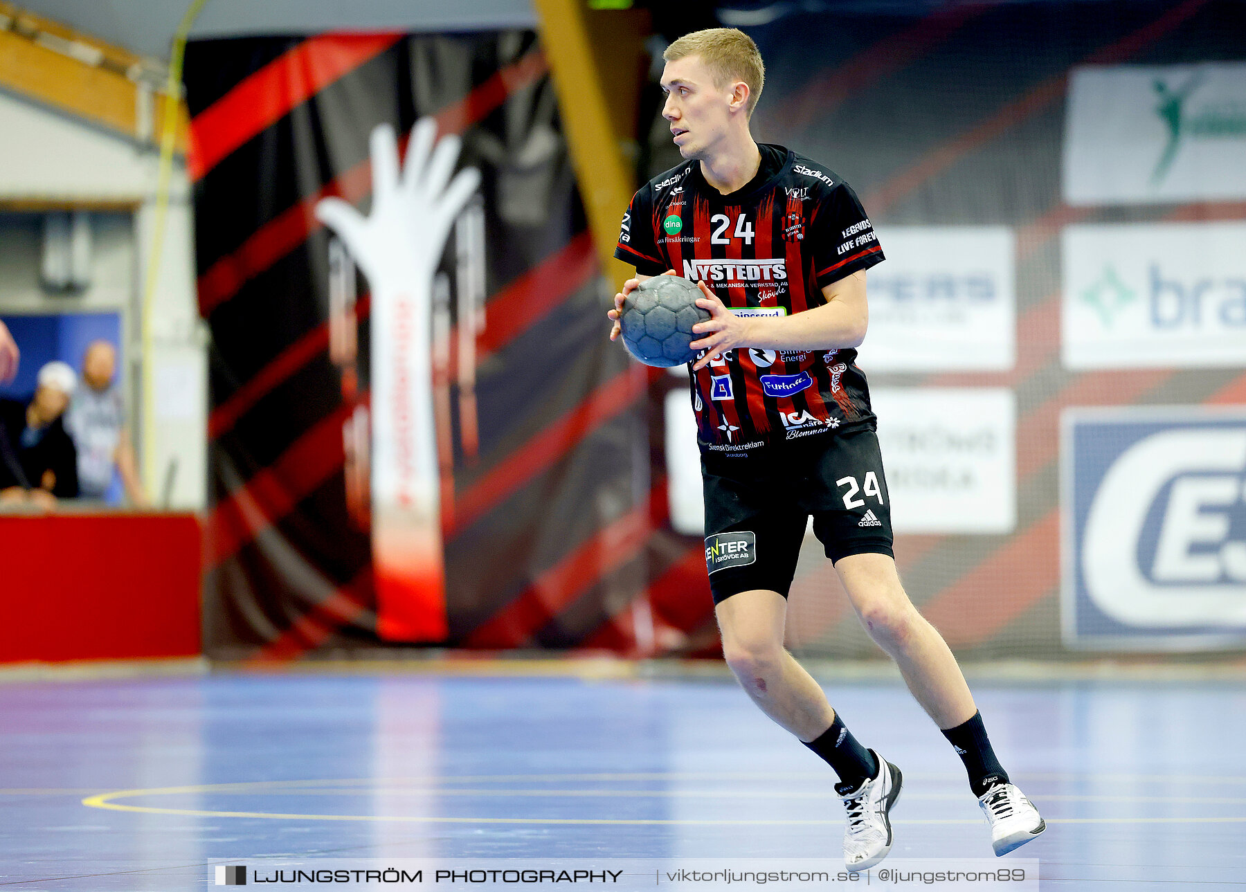 HK Country-HK Skövde 29-22,herr,Skövde Idrottshall,Skövde,Sverige,Handboll,,2023,306270