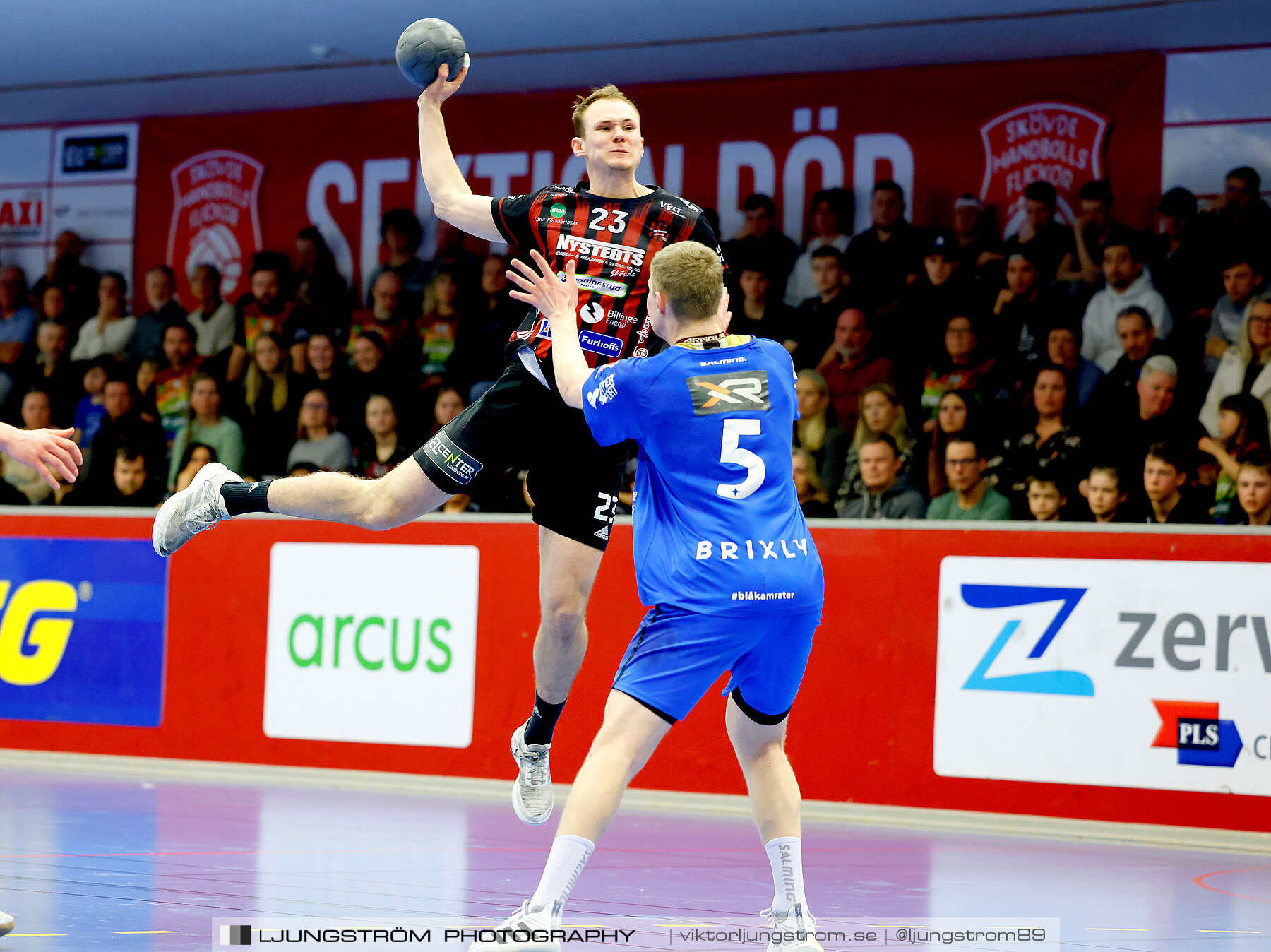 HK Country-HK Skövde 29-22,herr,Skövde Idrottshall,Skövde,Sverige,Handboll,,2023,306302