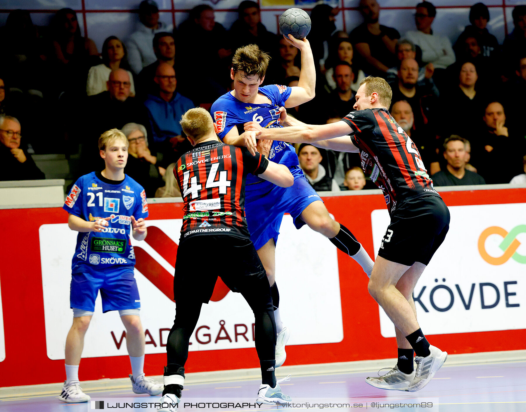 HK Country-HK Skövde 29-22,herr,Skövde Idrottshall,Skövde,Sverige,Handboll,,2023,306343