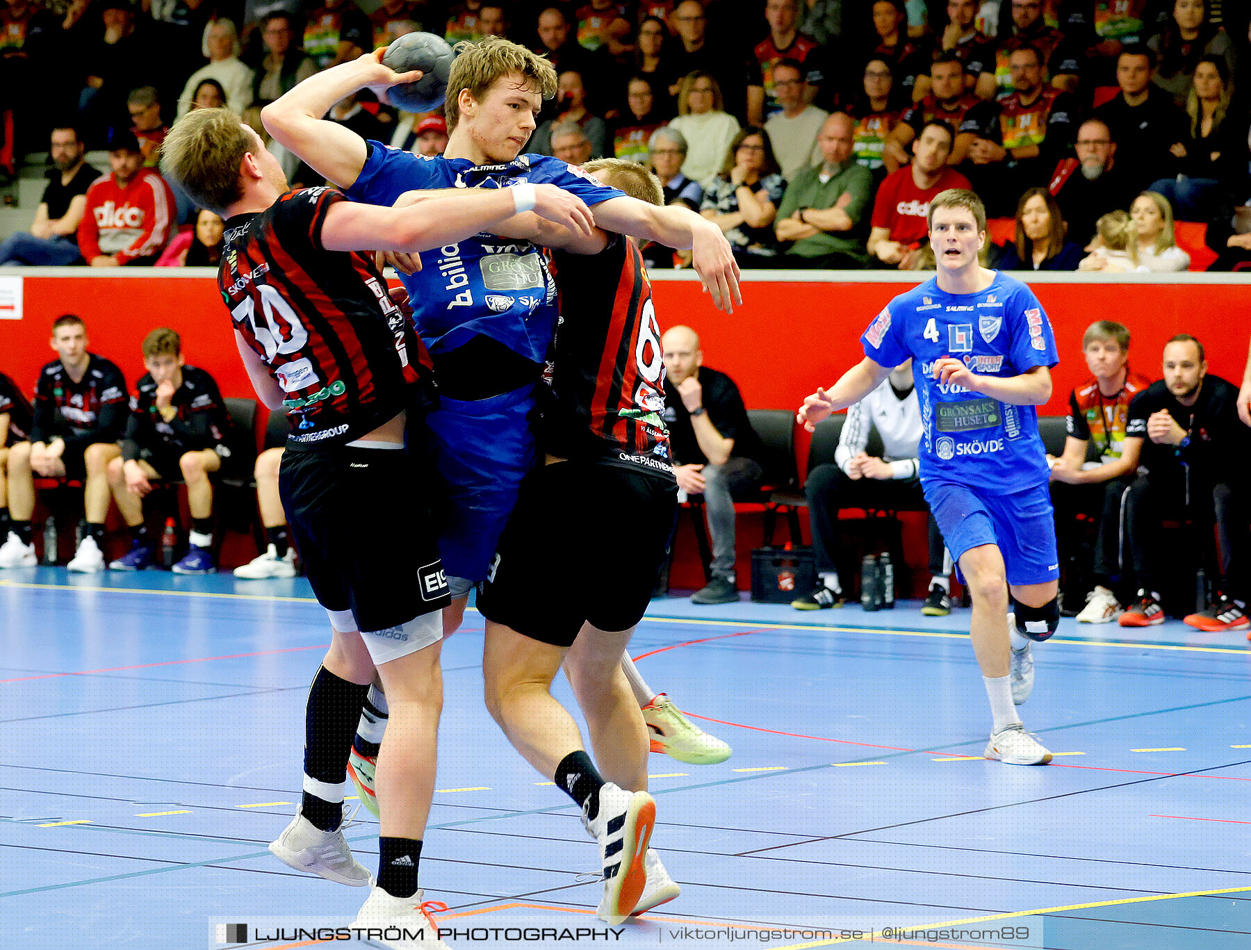 HK Country-HK Skövde 29-22,herr,Skövde Idrottshall,Skövde,Sverige,Handboll,,2023,306352