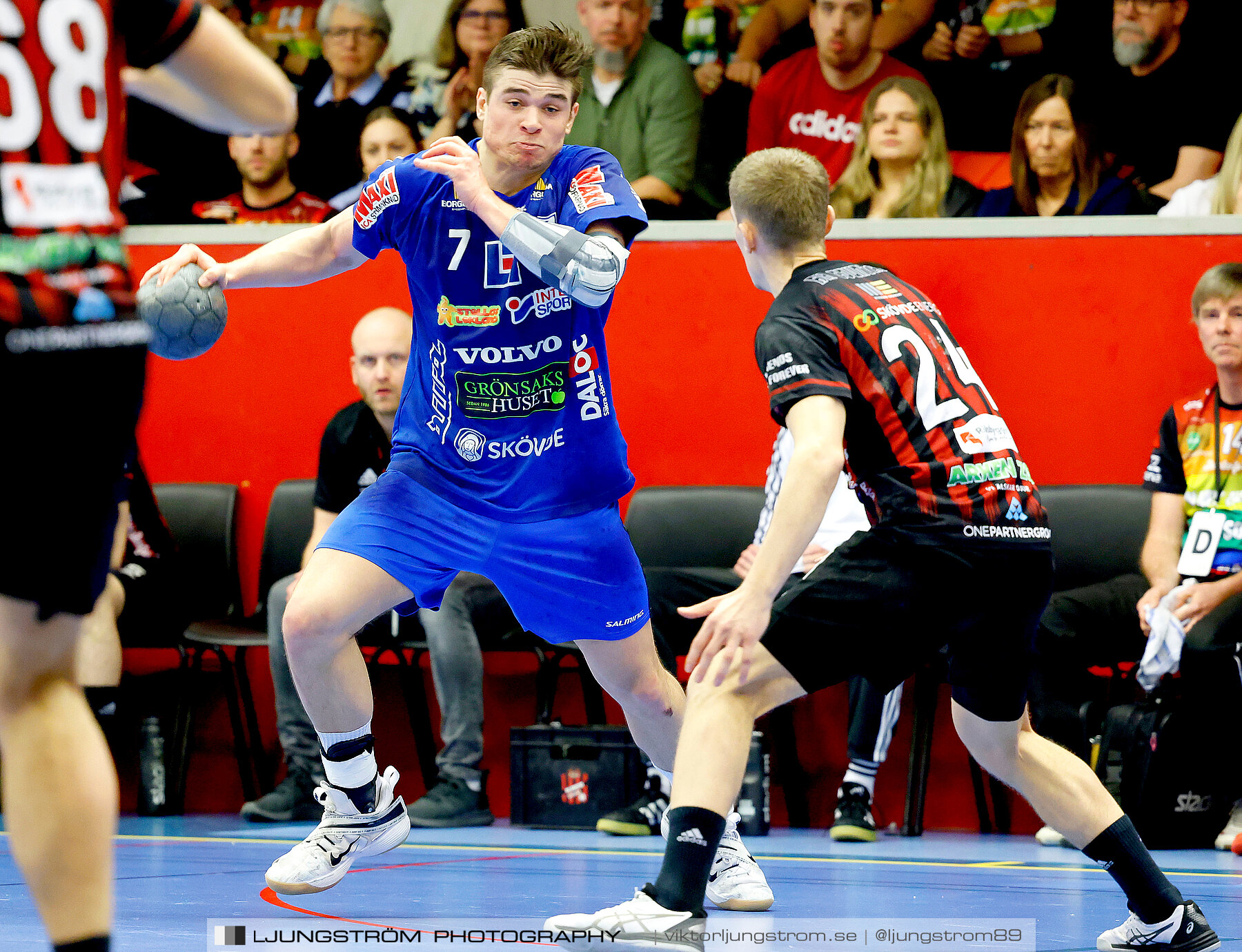 HK Country-HK Skövde 29-22,herr,Skövde Idrottshall,Skövde,Sverige,Handboll,,2023,306368