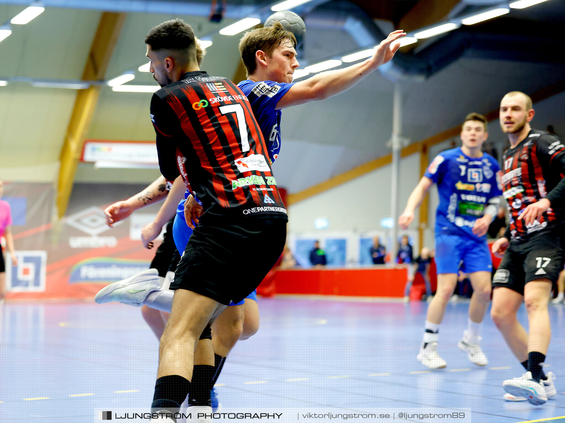 HK Country-HK Skövde 29-22,herr,Skövde Idrottshall,Skövde,Sverige,Handboll,,2023,306383