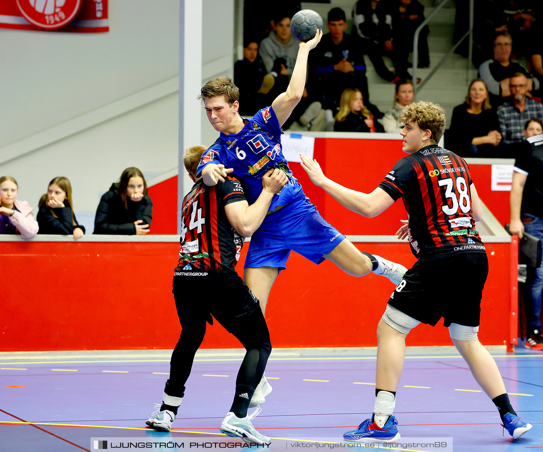 HK Country-HK Skövde 29-22,herr,Skövde Idrottshall,Skövde,Sverige,Handboll,,2023,306411