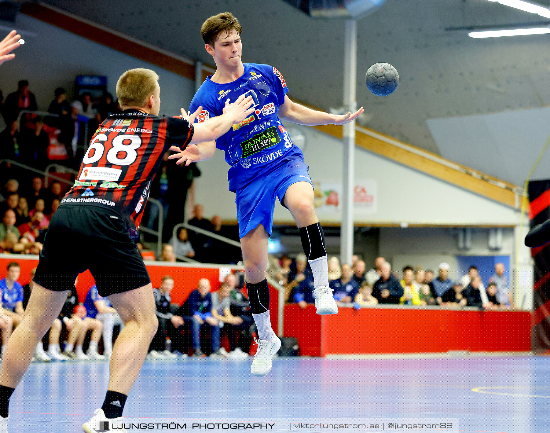 HK Country-HK Skövde 29-22,herr,Skövde Idrottshall,Skövde,Sverige,Handboll,,2023,306438