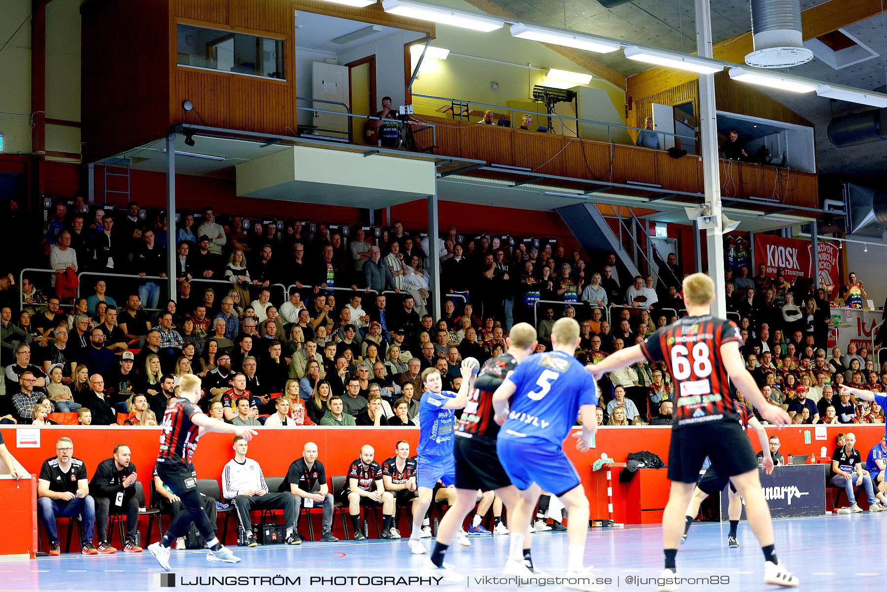 HK Country-HK Skövde 29-22,herr,Skövde Idrottshall,Skövde,Sverige,Handboll,,2023,306454