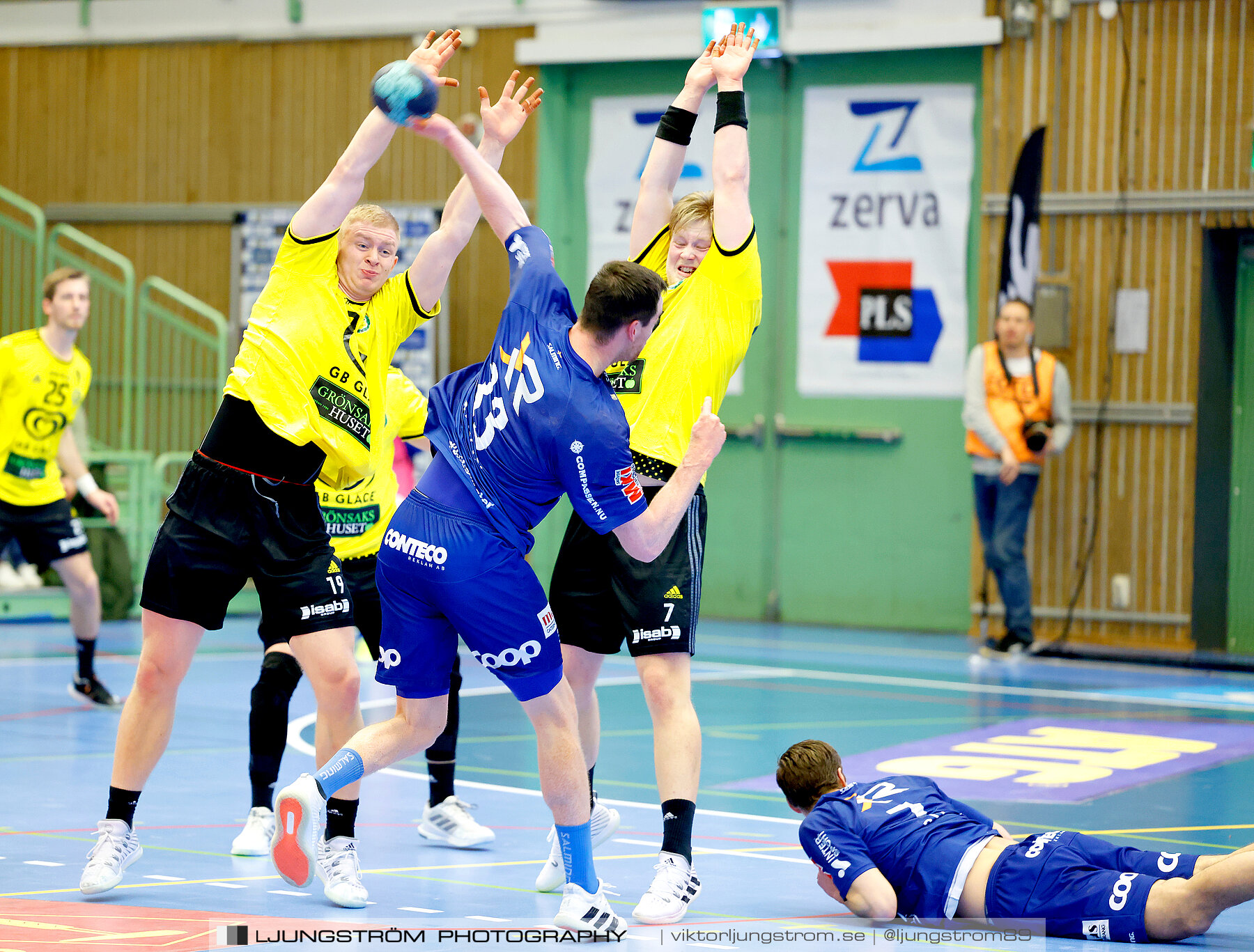 IFK Skövde HK-IK Sävehof 32-29,herr,Arena Skövde,Skövde,Sverige,Handboll,,2023,306825