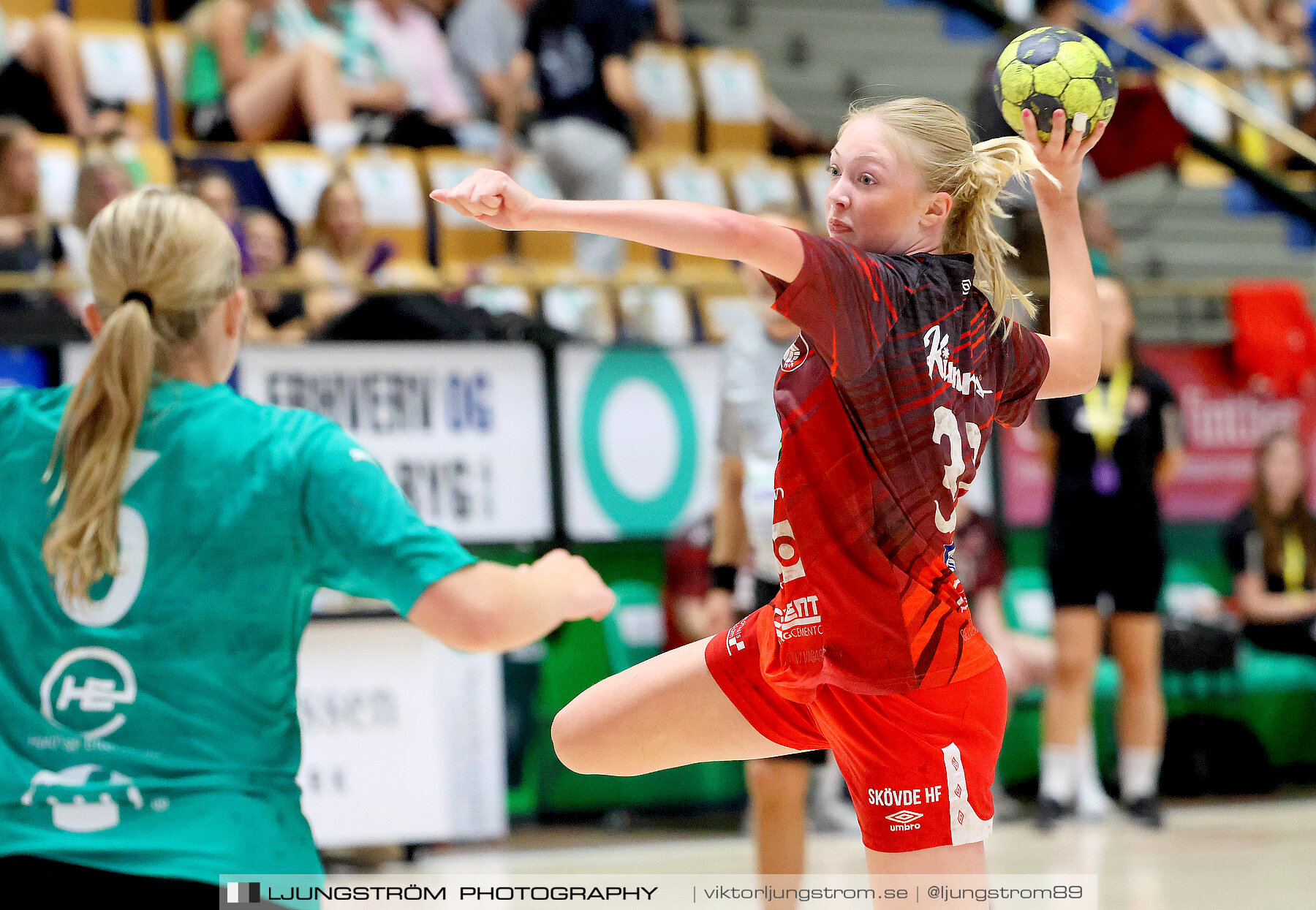 Generation Handball U17 Skövde HF-Viborg HK 1 14-16,dam,Biocirc Arena,Viborg,Danmark,Handboll,,2023,313596