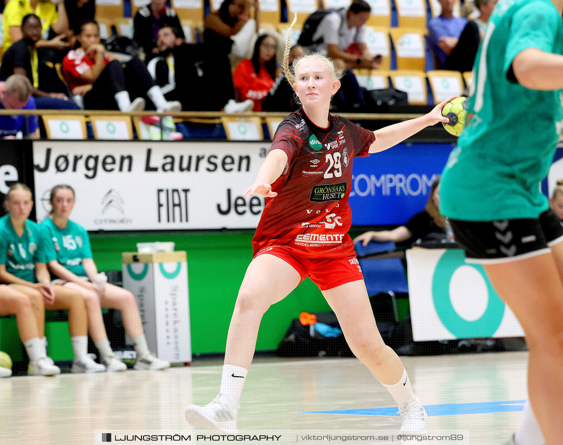 Generation Handball U17 Skövde HF-Viborg HK 1 14-16,dam,Biocirc Arena,Viborg,Danmark,Handboll,,2023,313627