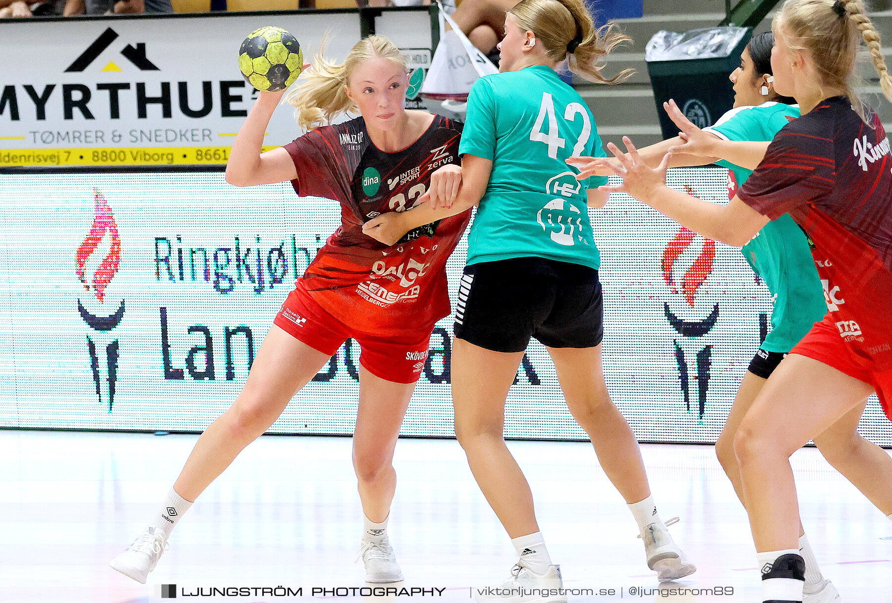 Generation Handball U17 Skövde HF-Viborg HK 1 14-16,dam,Biocirc Arena,Viborg,Danmark,Handboll,,2023,313641